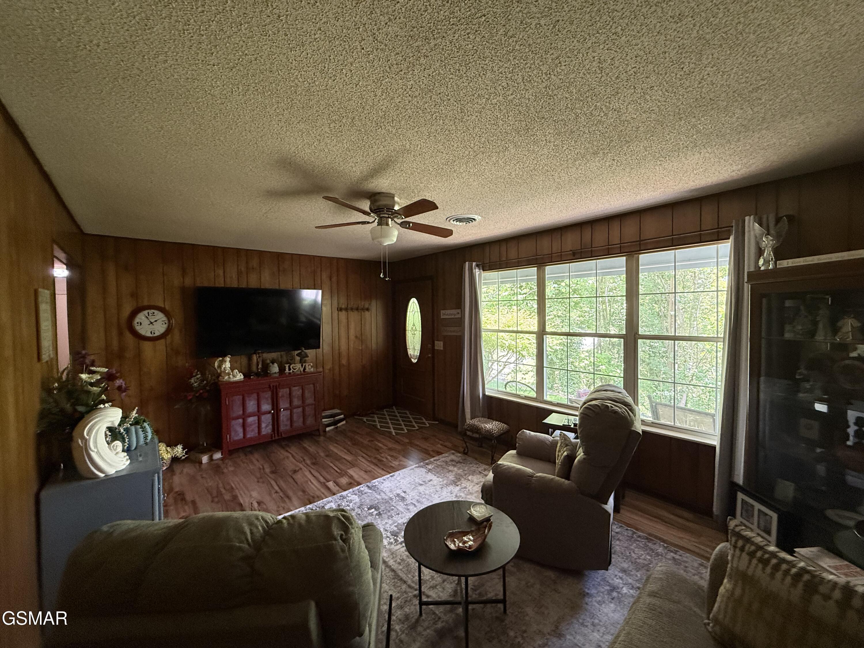 2360 Goldrush Road Pigeon Forge TN 37863