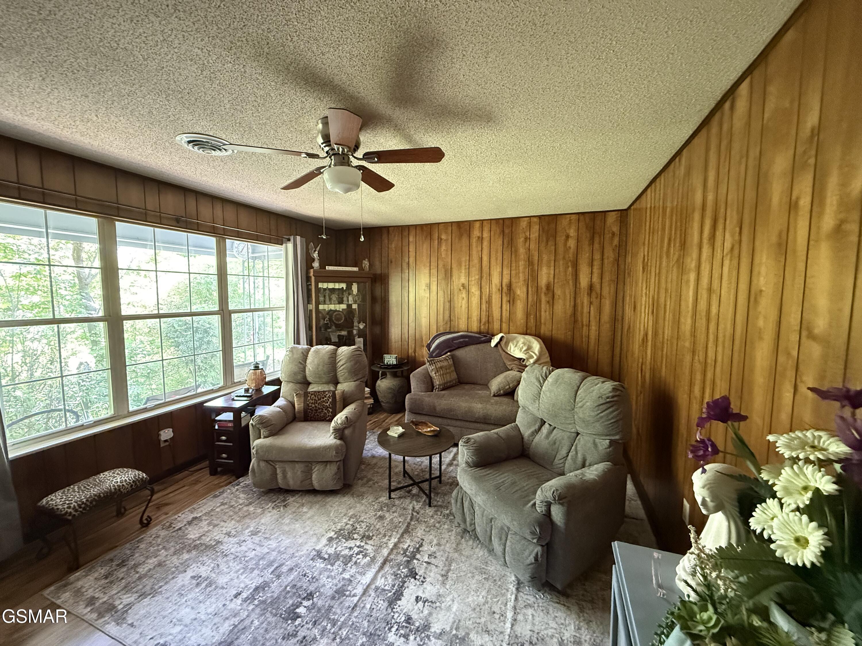 2360 Goldrush Road Pigeon Forge TN 37863