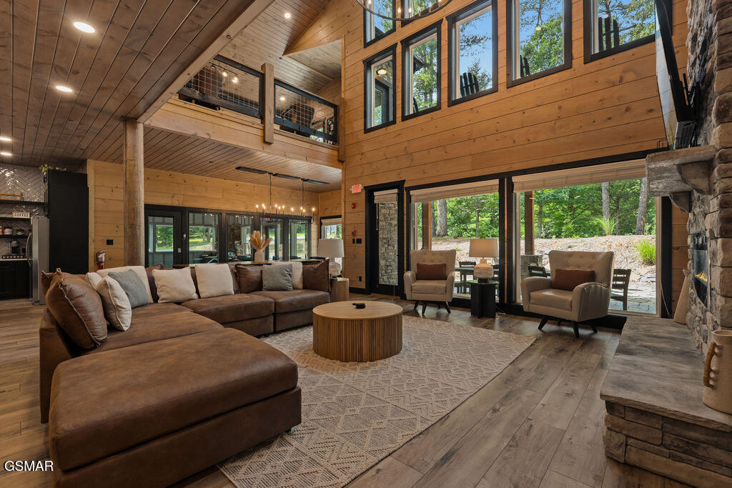 2215 Sawmill Cv Drive Sevierville TN 37862