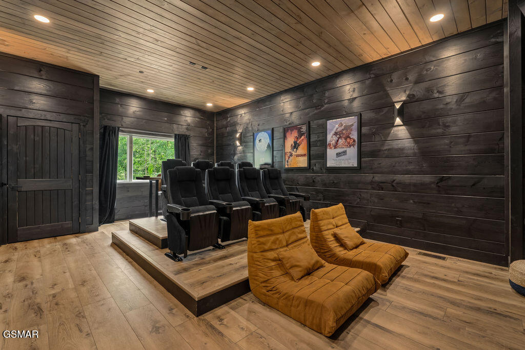 2215 Sawmill Cv Drive Sevierville TN 37862