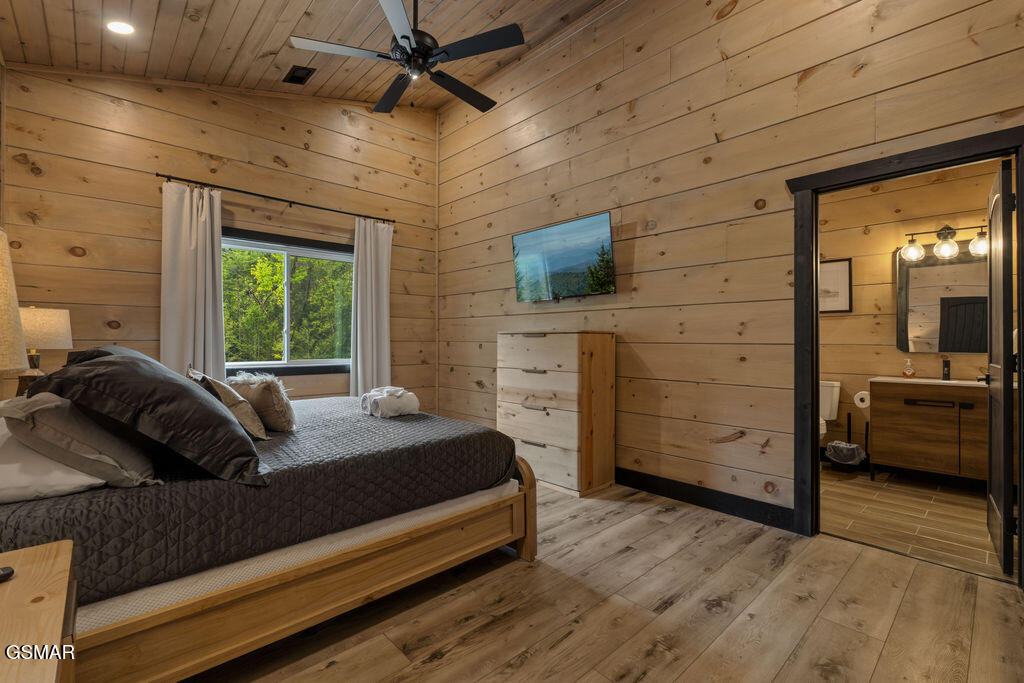 2215 Sawmill Cv Drive Sevierville TN 37862