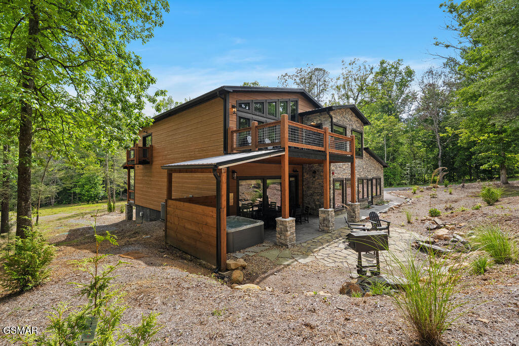 2215 Sawmill Cv Drive Sevierville TN 37862