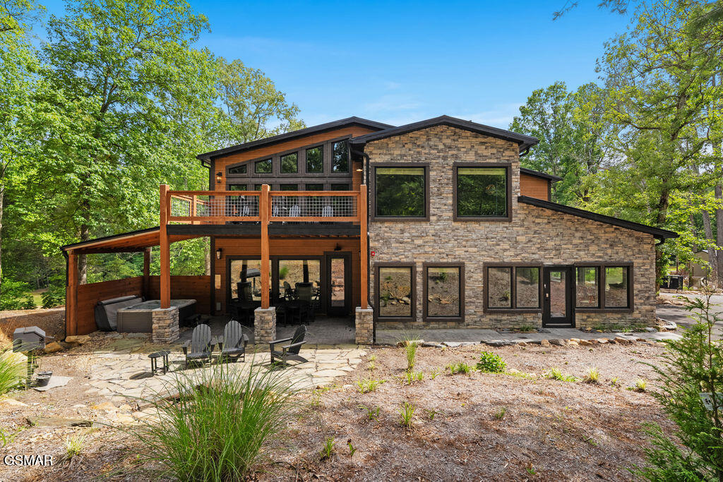 2215 Sawmill Cv Drive Sevierville TN 37862