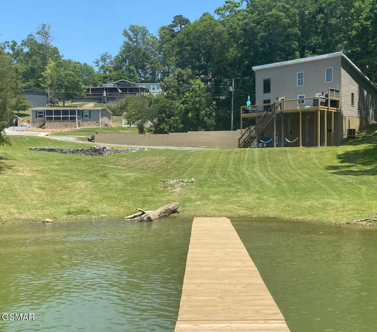 1448 Dover Lane Dandridge TN 37725