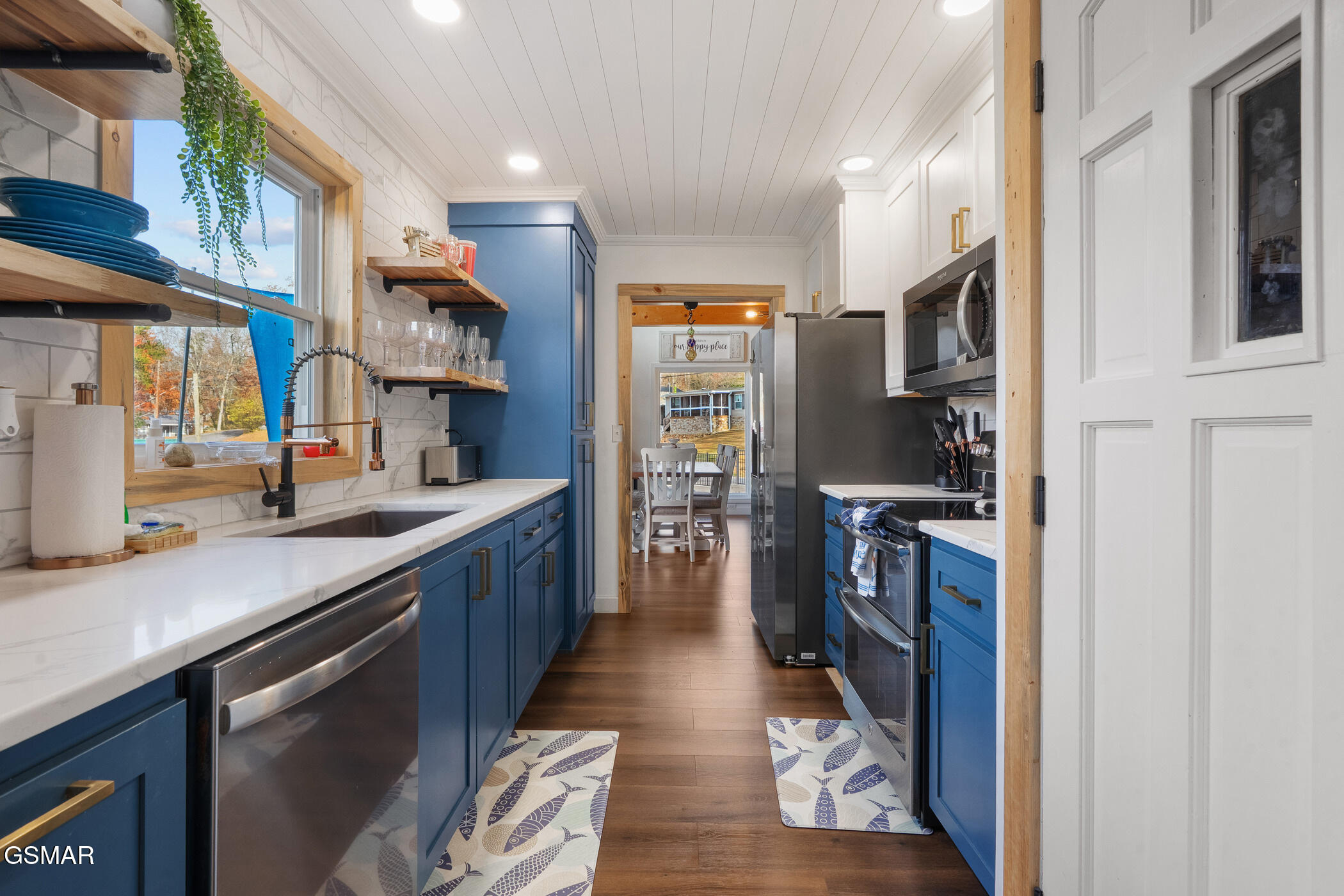 1448 Dover Lane Dandridge TN 37725