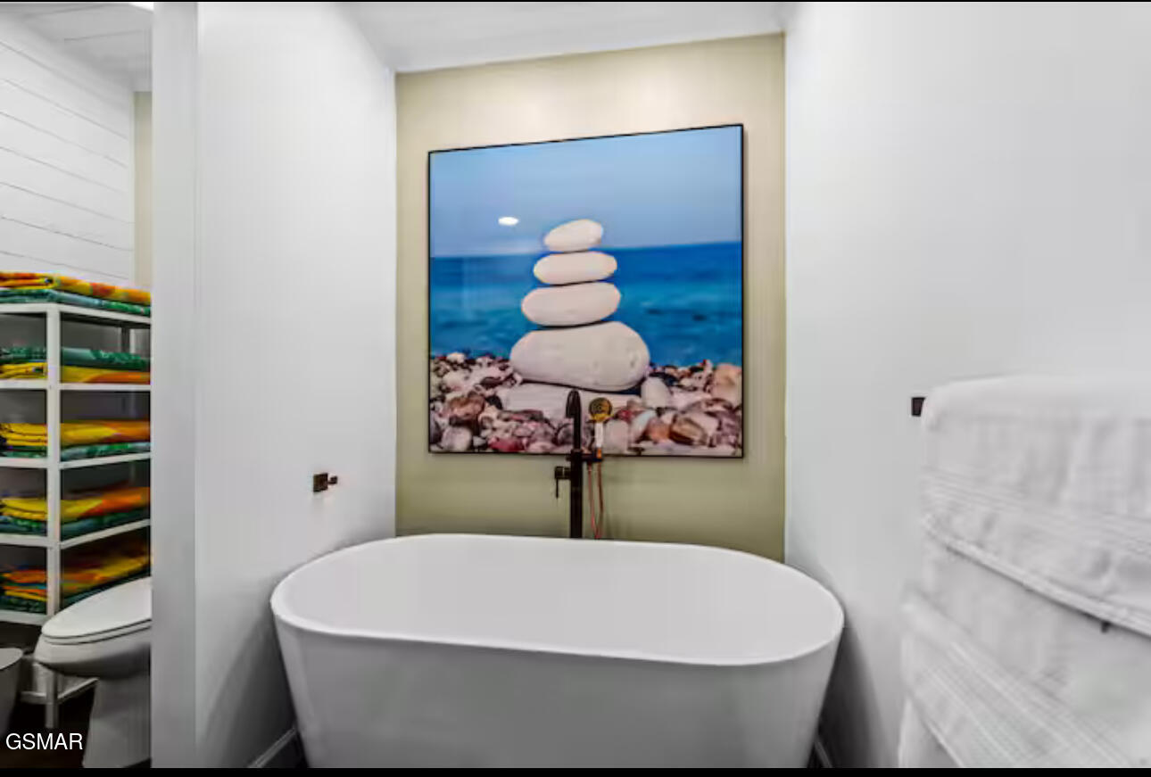 1448 Dover Lane Dandridge TN 37725