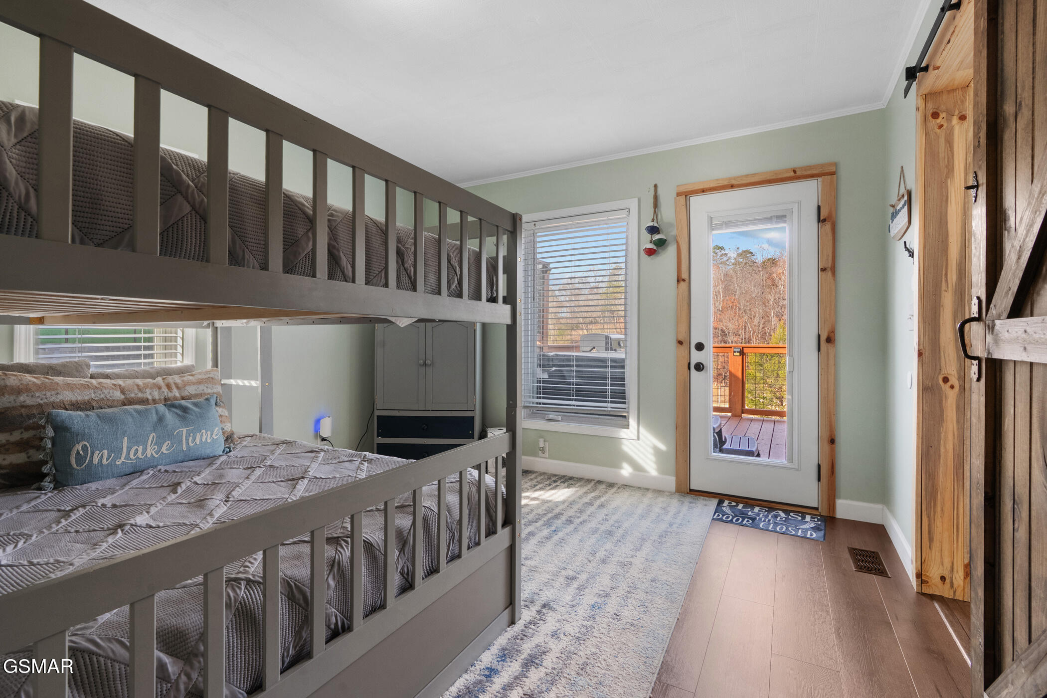 1448 Dover Lane Dandridge TN 37725