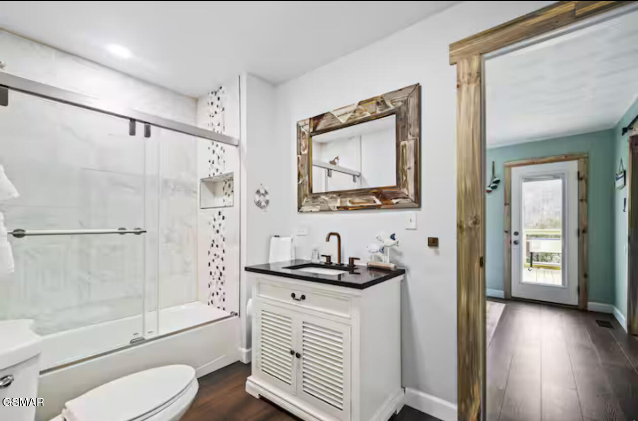 1448 Dover Lane Dandridge TN 37725