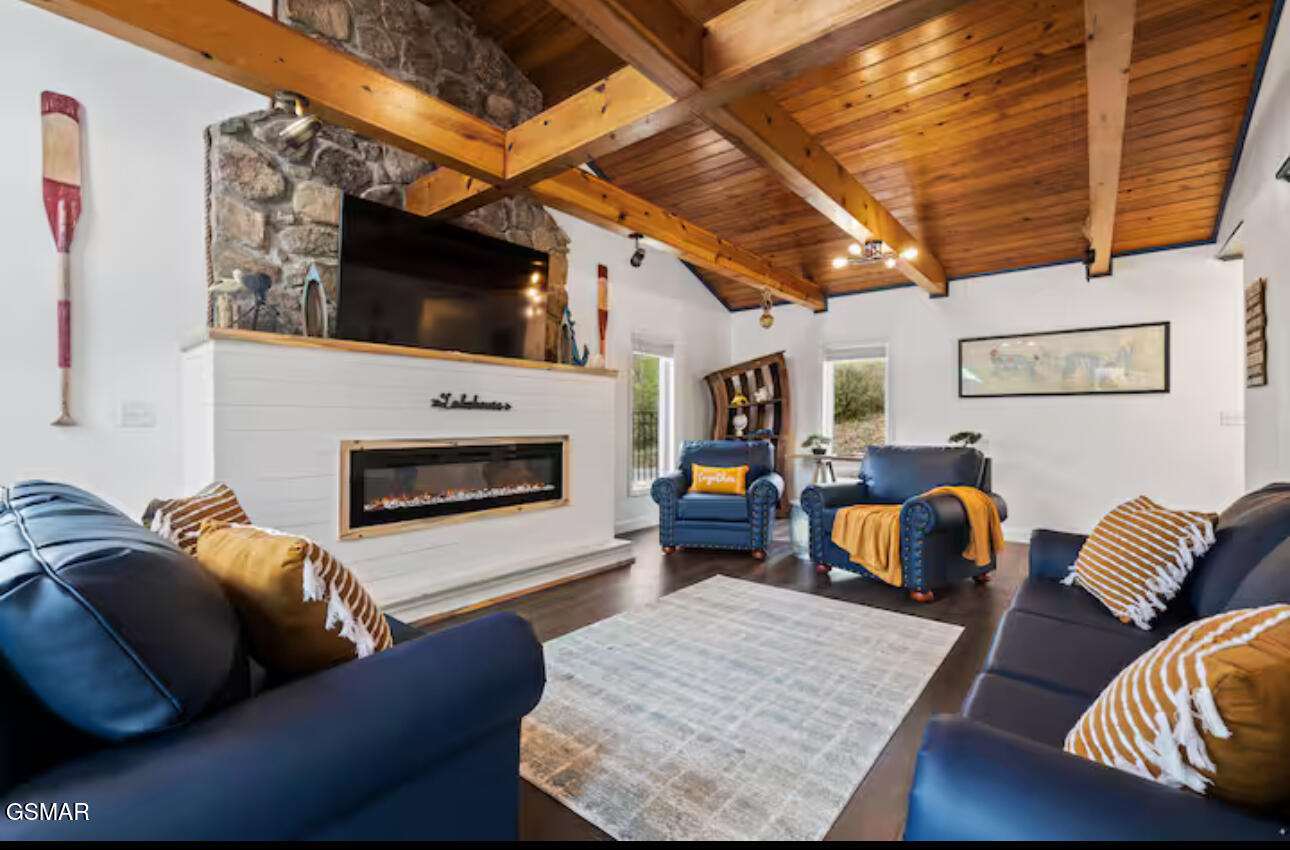 1448 Dover Lane Dandridge TN 37725