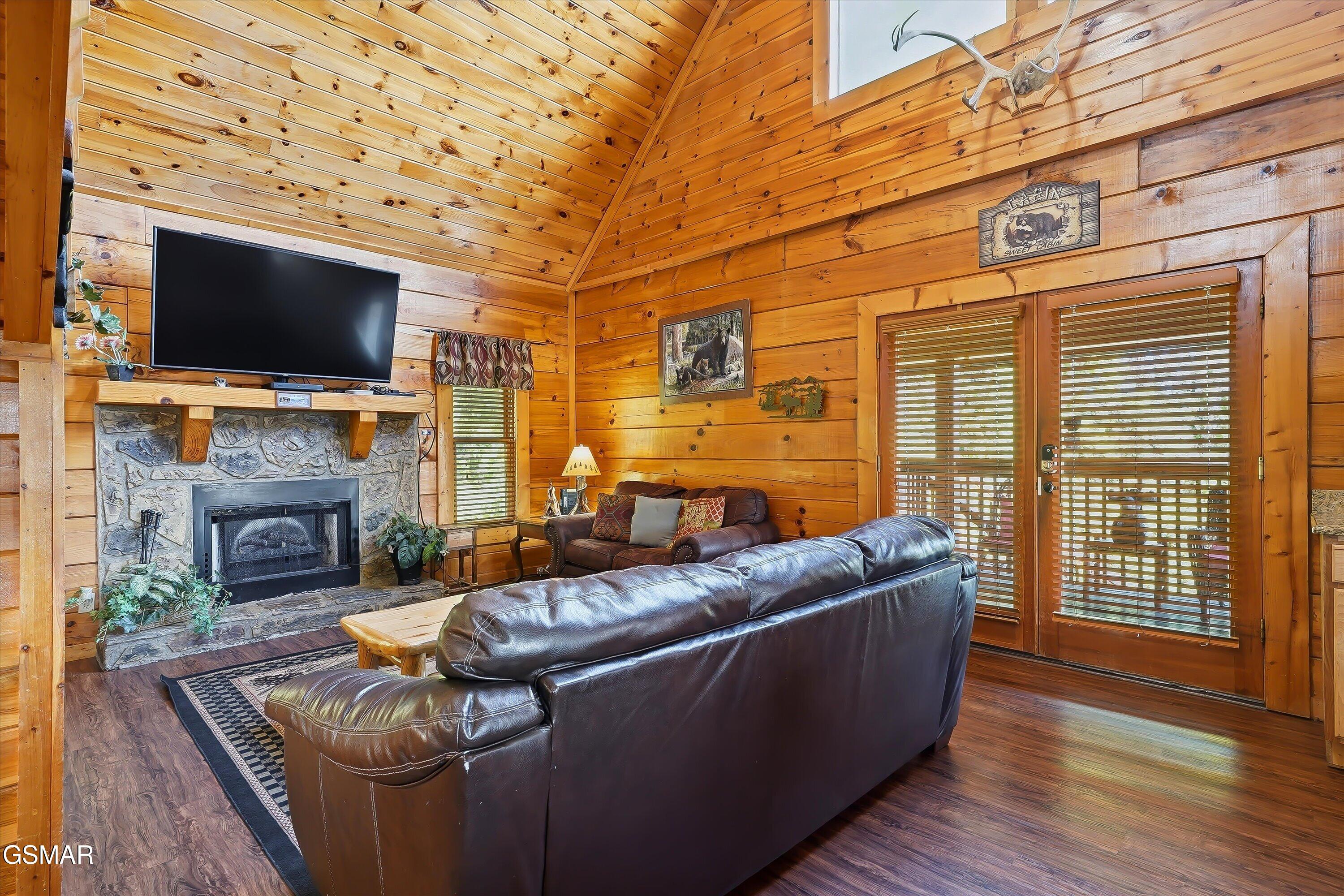 1824 Trout Way Sevierville TN 37862