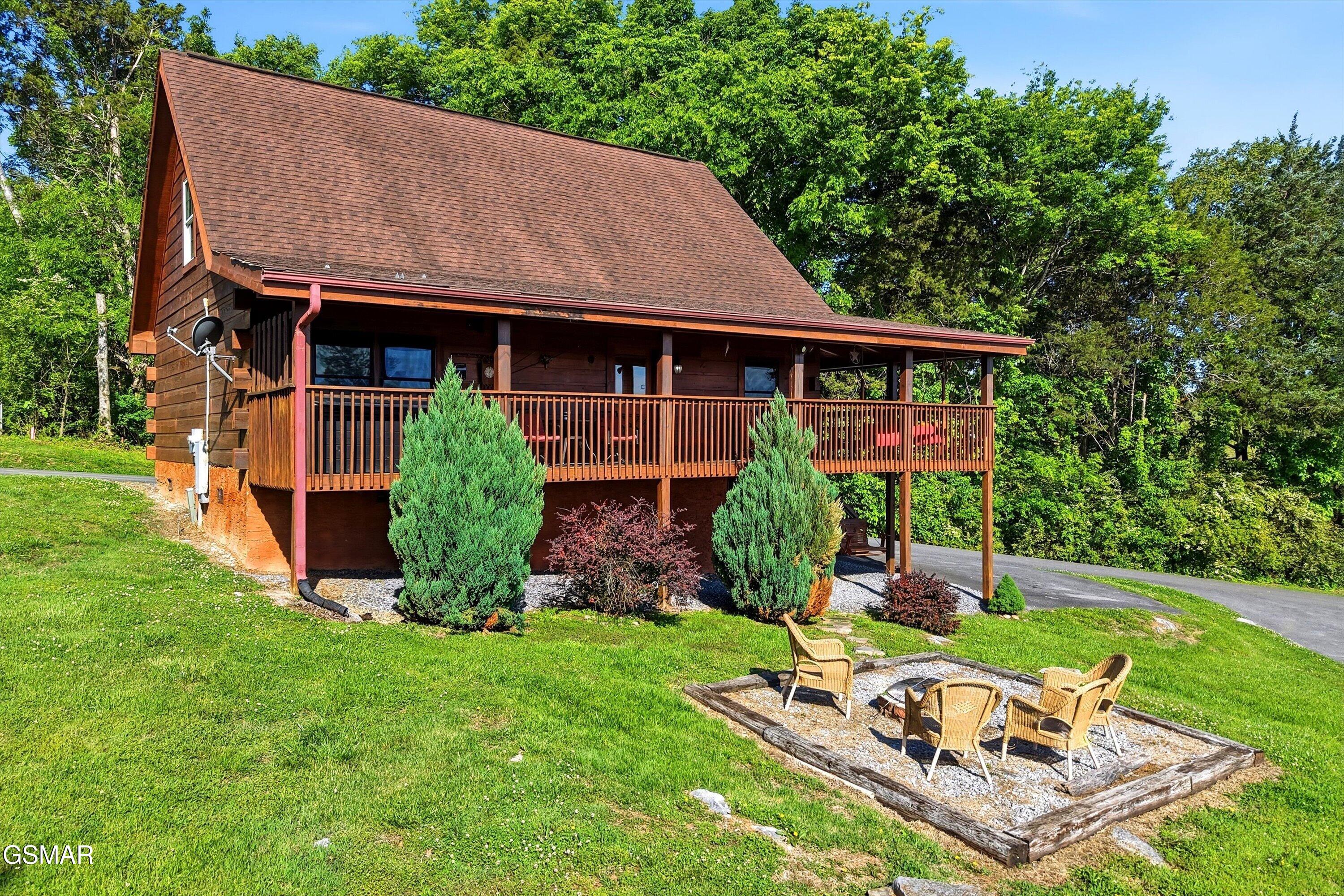 1824 Trout Way Sevierville TN 37862