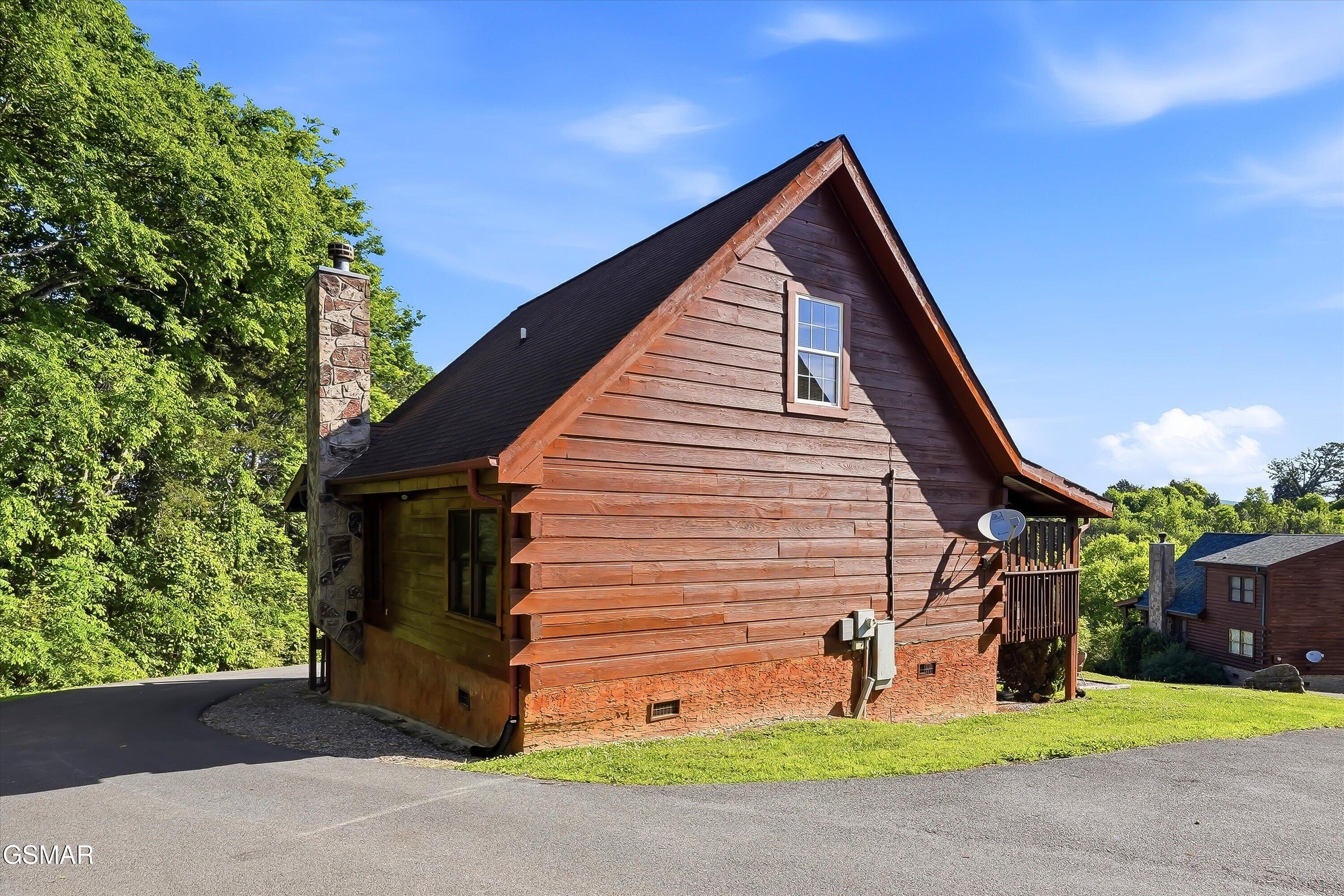 1824 Trout Way Sevierville TN 37862