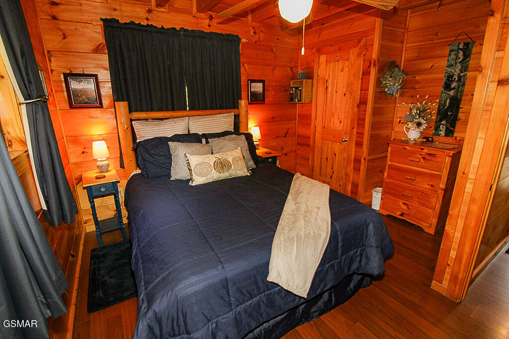 2015 Bird Ridge Road Sevierville TN 37876