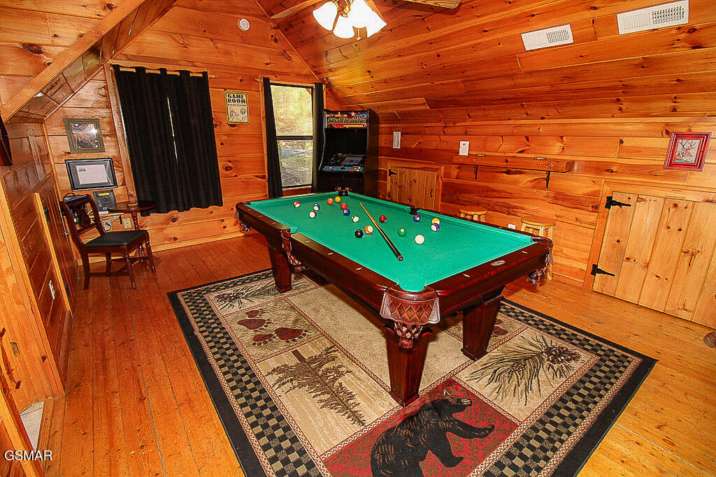 2015 Bird Ridge Road Sevierville TN 37876