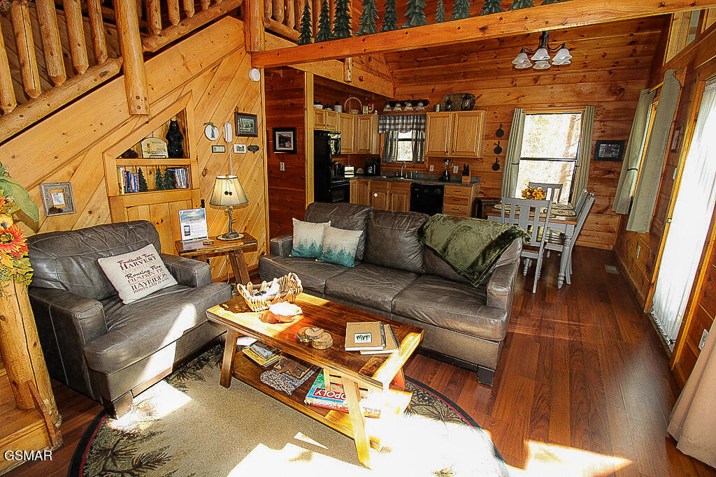 2015 Bird Ridge Road Sevierville TN 37876