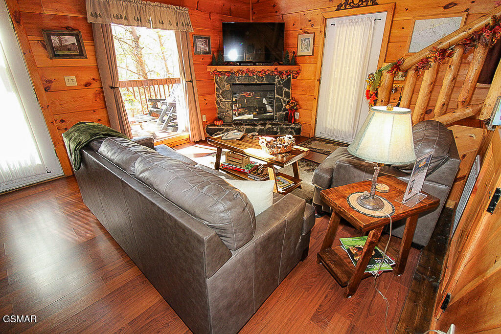 2015 Bird Ridge Road Sevierville TN 37876