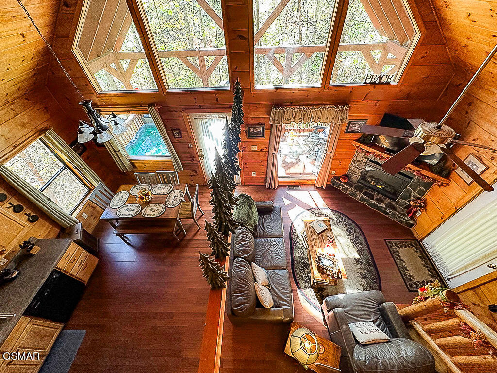 2015 Bird Ridge Road Sevierville TN 37876