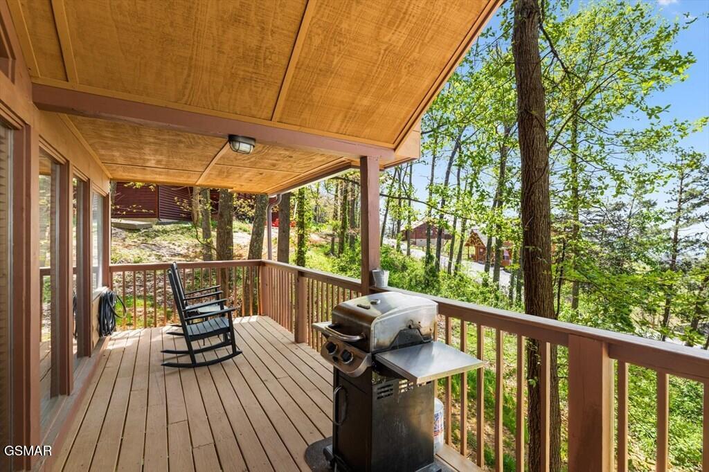 2867 Eagle Crest Way Sevierville TN 37876