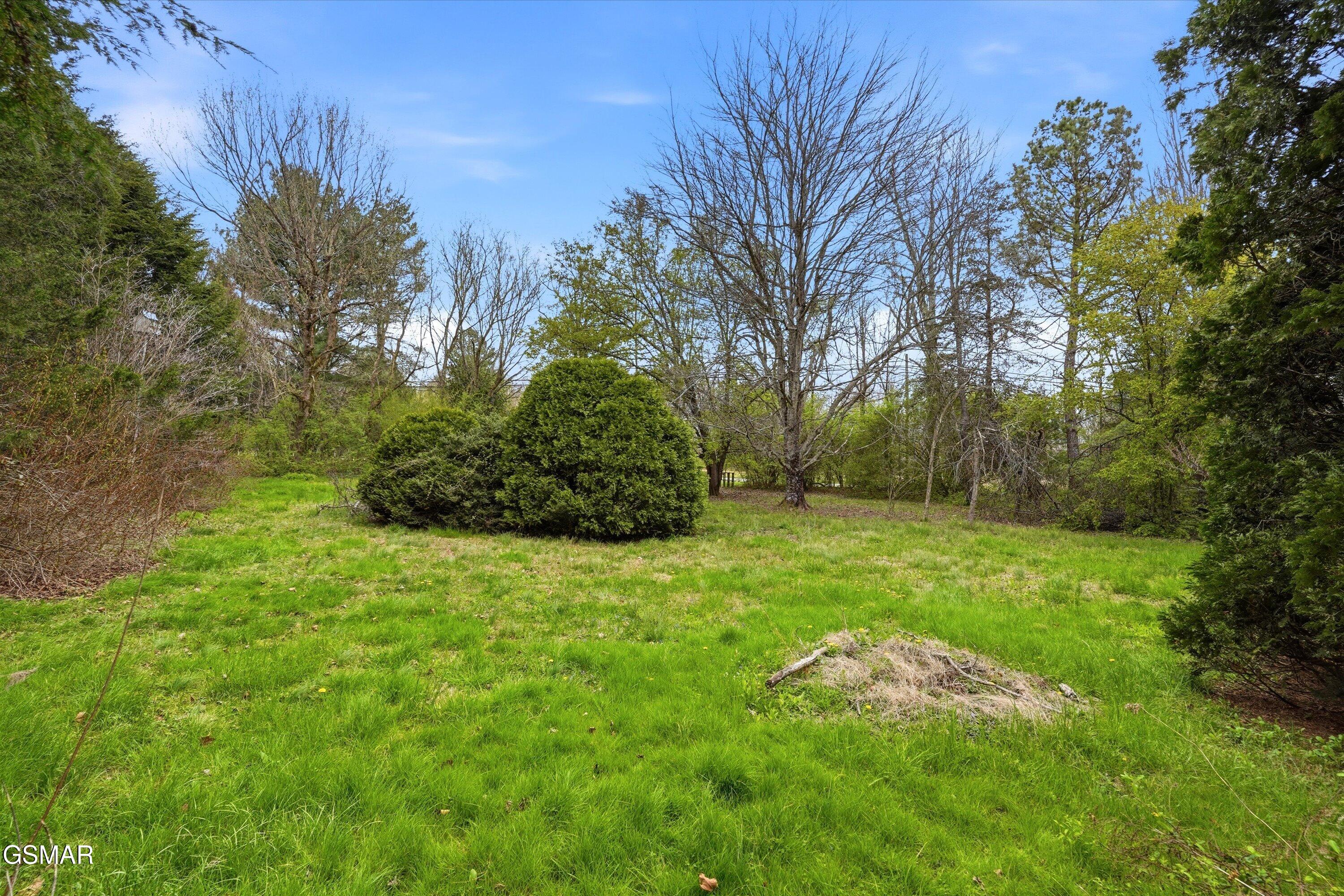 9457 Crossville Highway Sparta TN 38583