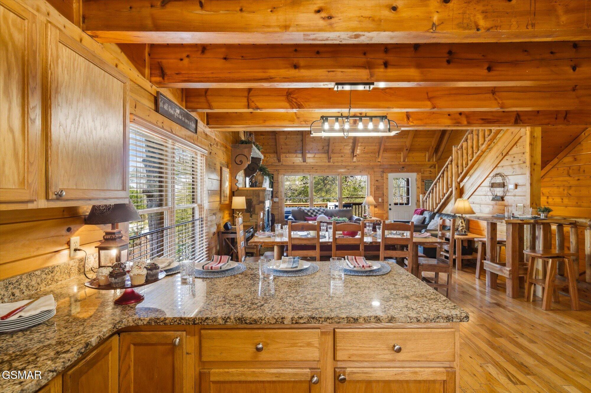 741 Chickasaw Gap Way Pigeon Forge TN 37863
