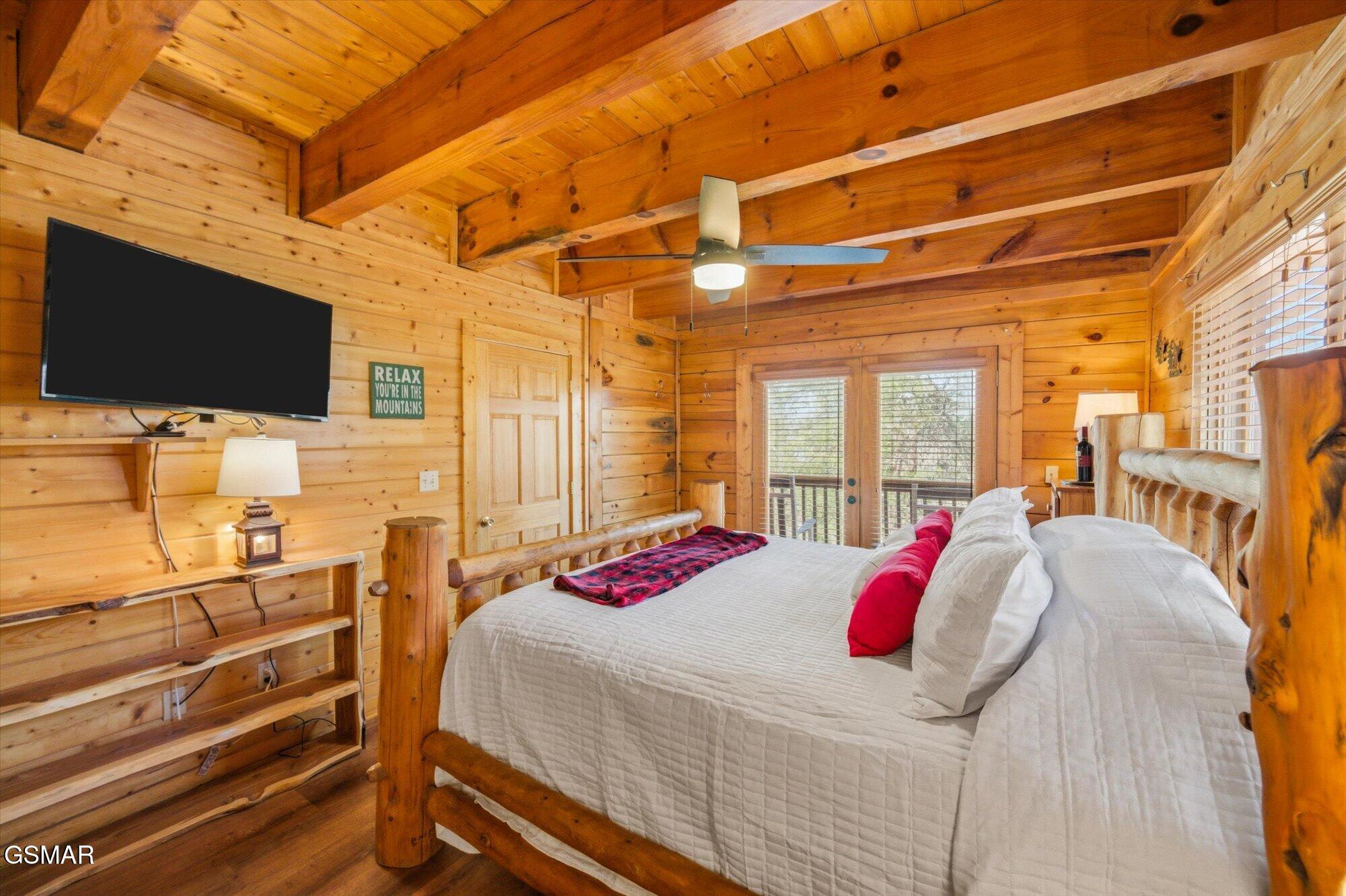 741 Chickasaw Gap Way Pigeon Forge TN 37863