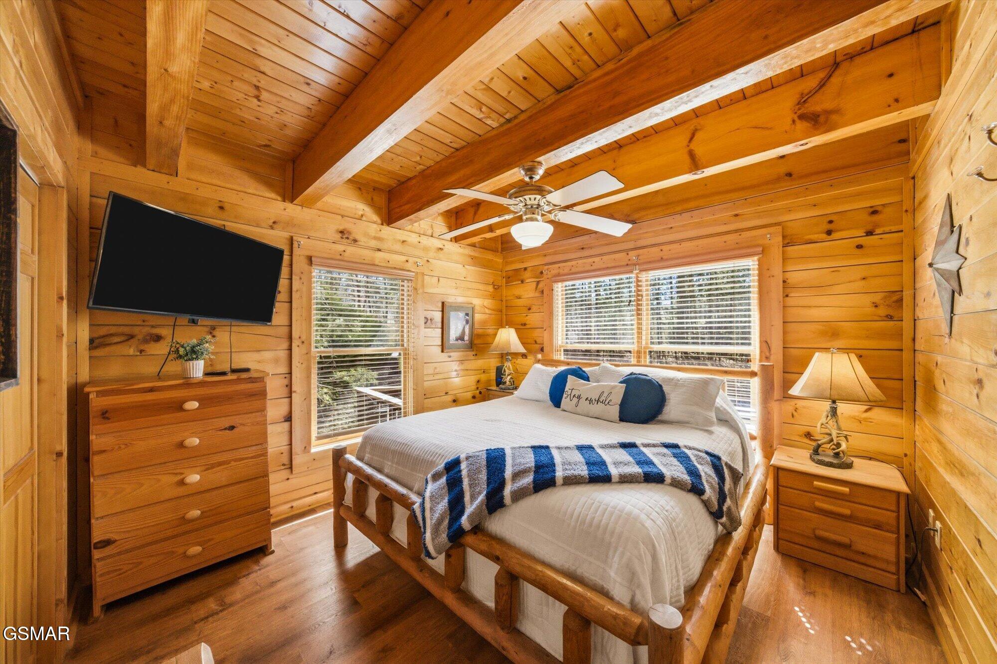 741 Chickasaw Gap Way Pigeon Forge TN 37863