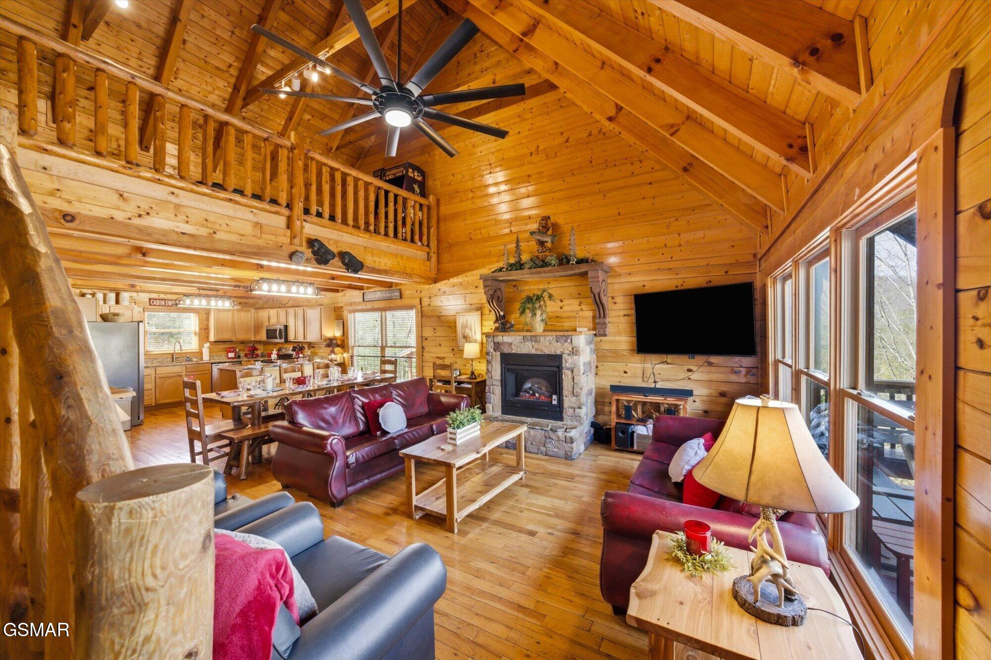 741 Chickasaw Gap Way Pigeon Forge TN 37863