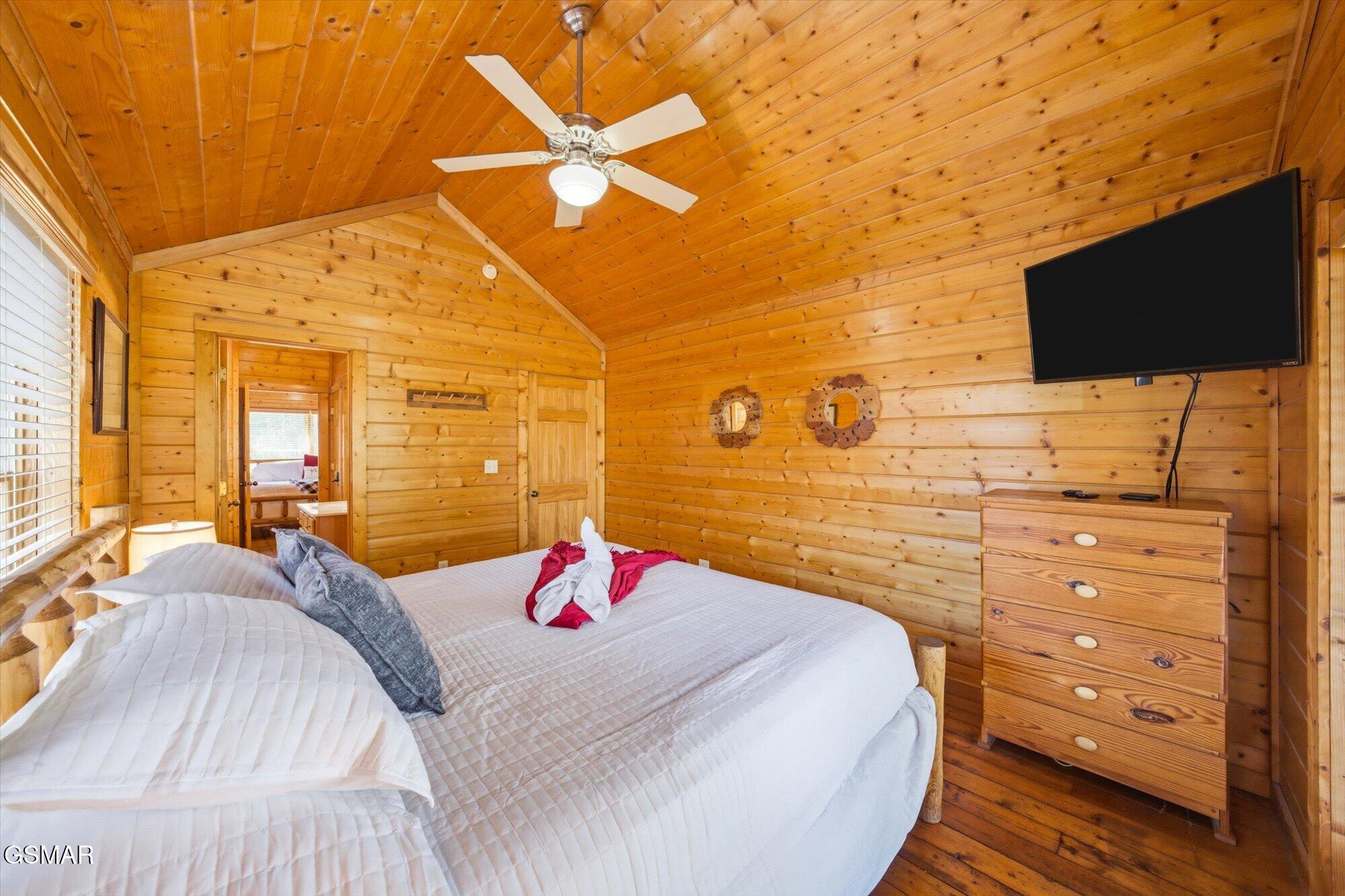 741 Chickasaw Gap Way Pigeon Forge TN 37863