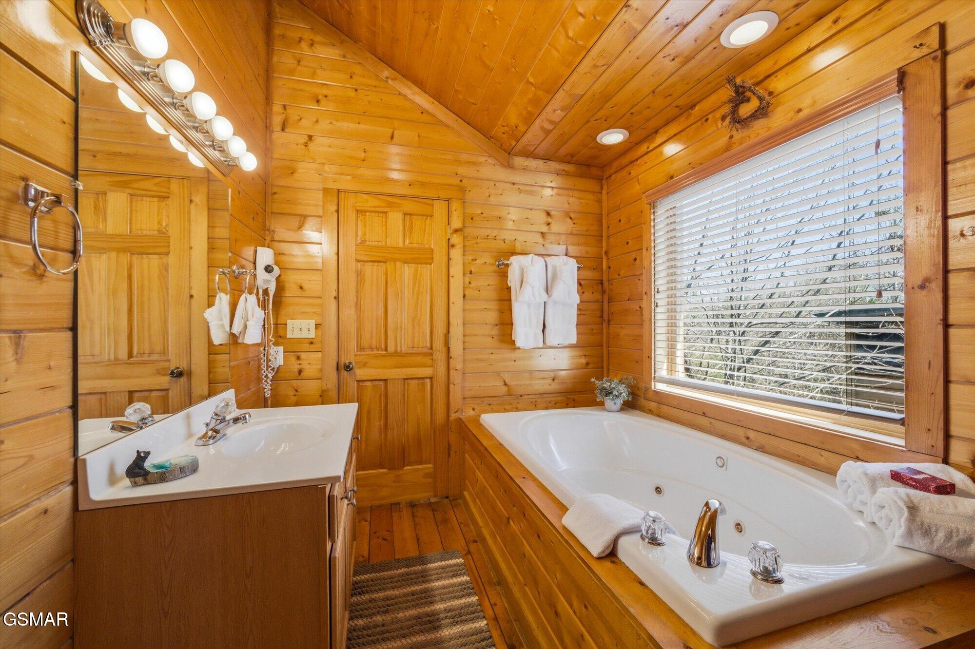 741 Chickasaw Gap Way Pigeon Forge TN 37863