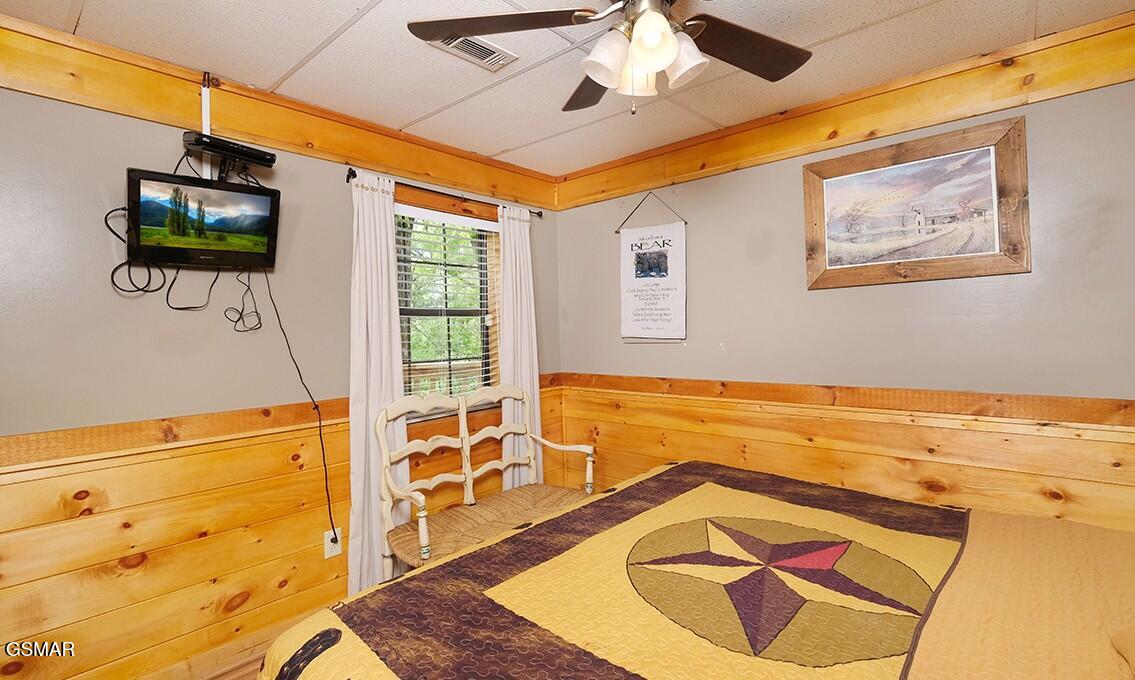 623 Iron Mountain Road Pigeon Forge TN 37863