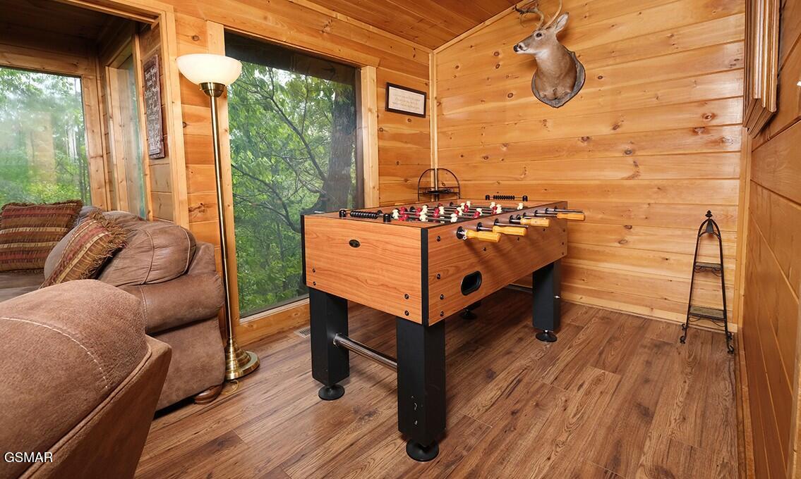623 Iron Mountain Road Pigeon Forge TN 37863