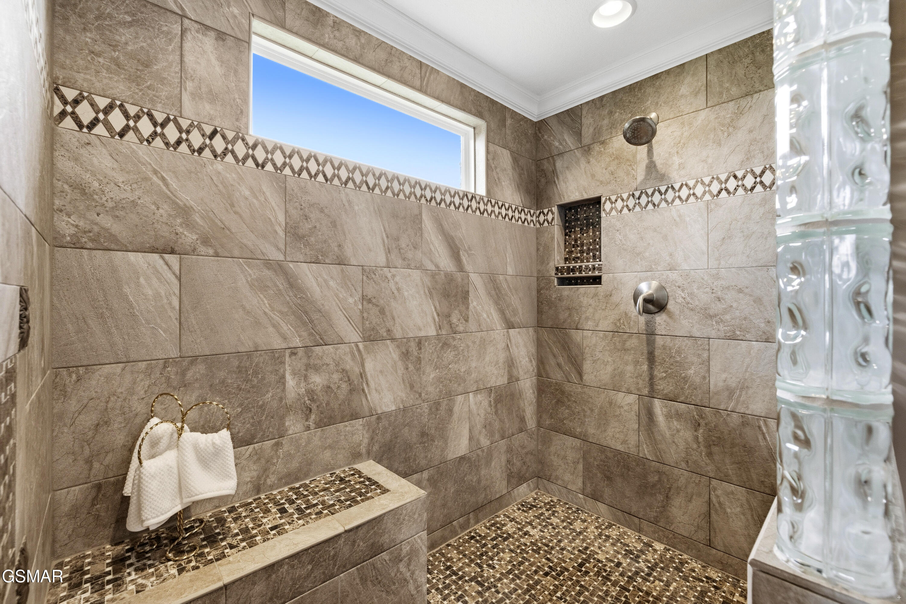 2725 River Island Boulevard Kodak TN 37764
