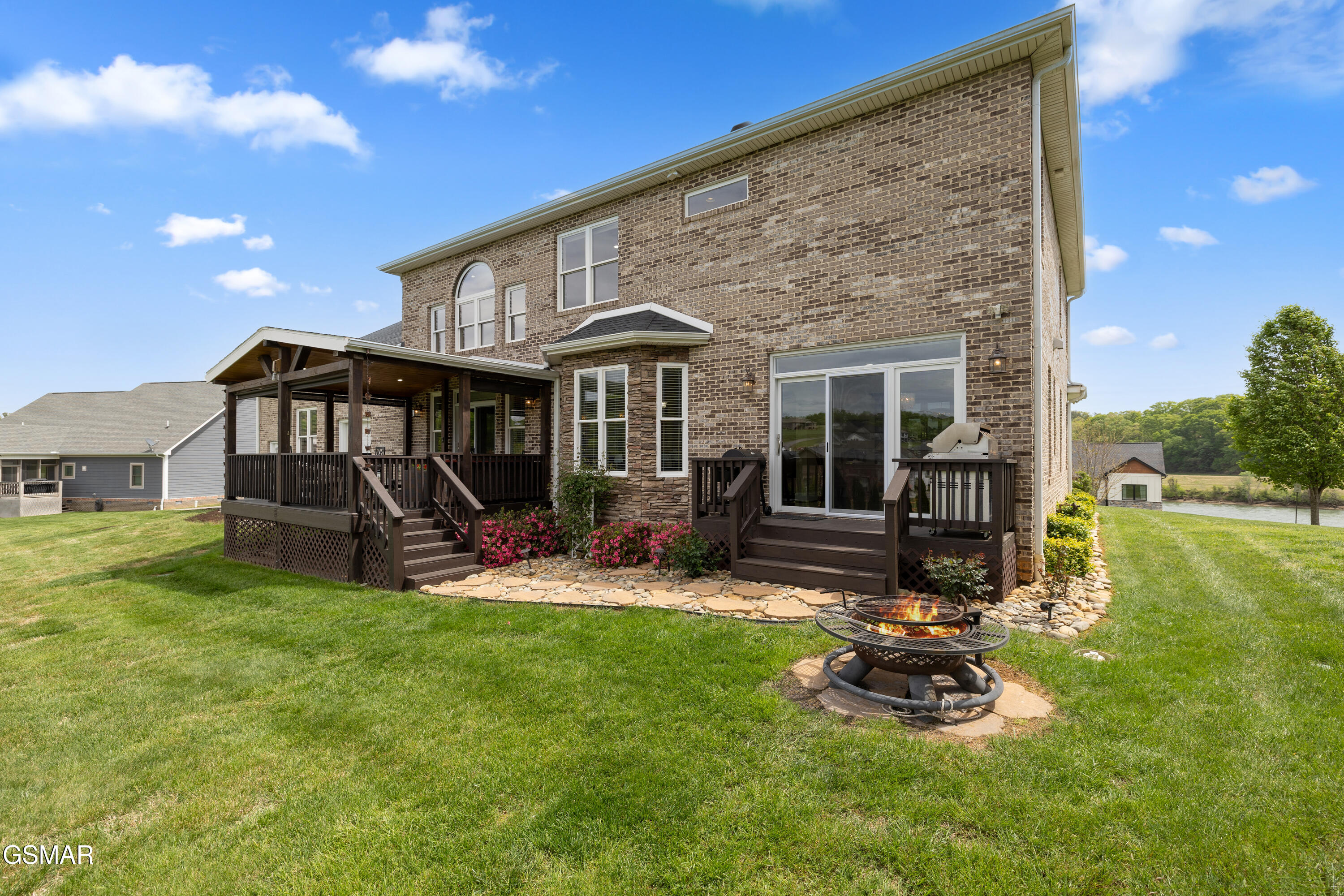 2725 River Island Boulevard Kodak TN 37764