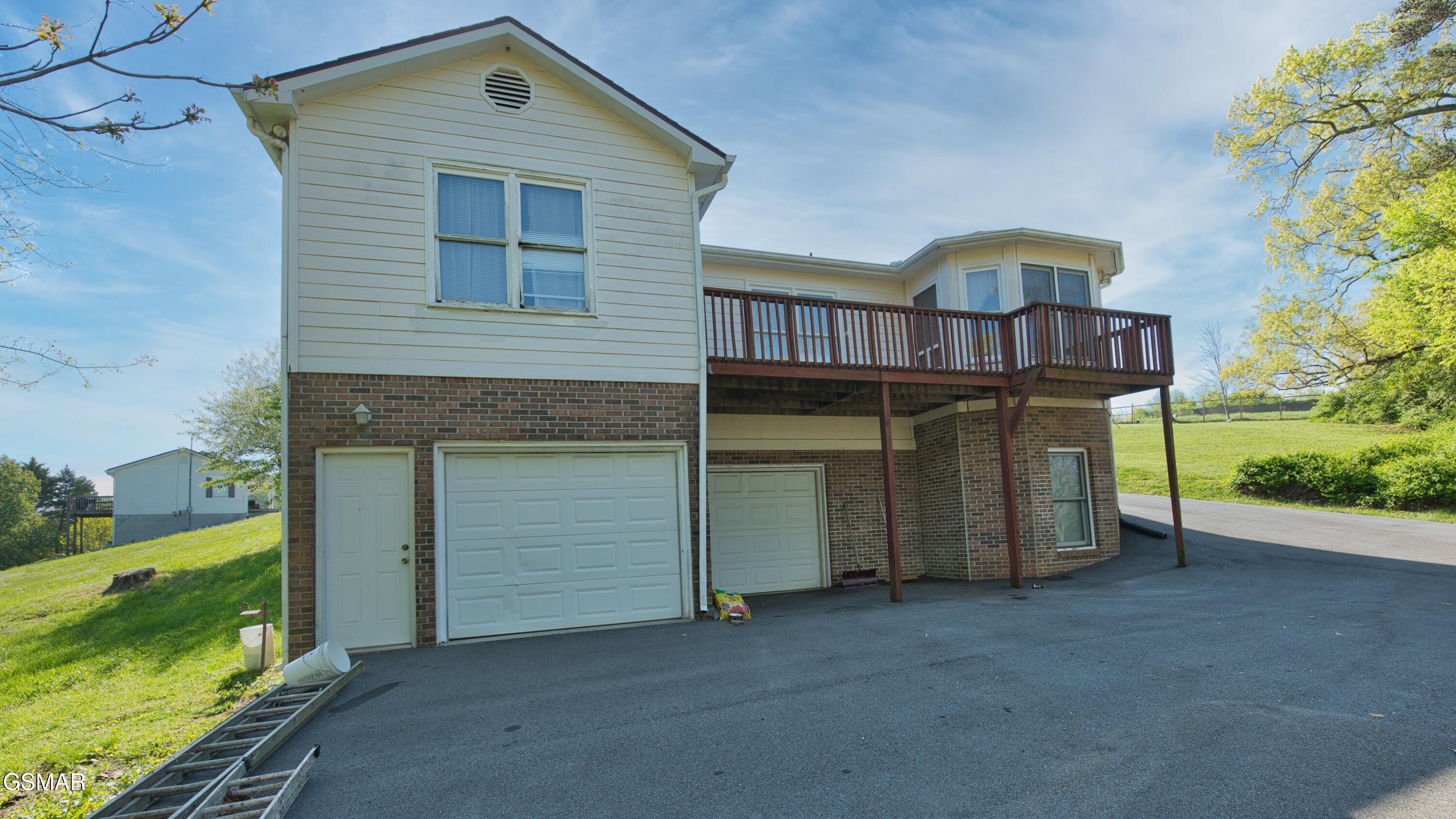 2706 Kentwood Drive Kodak TN 37764