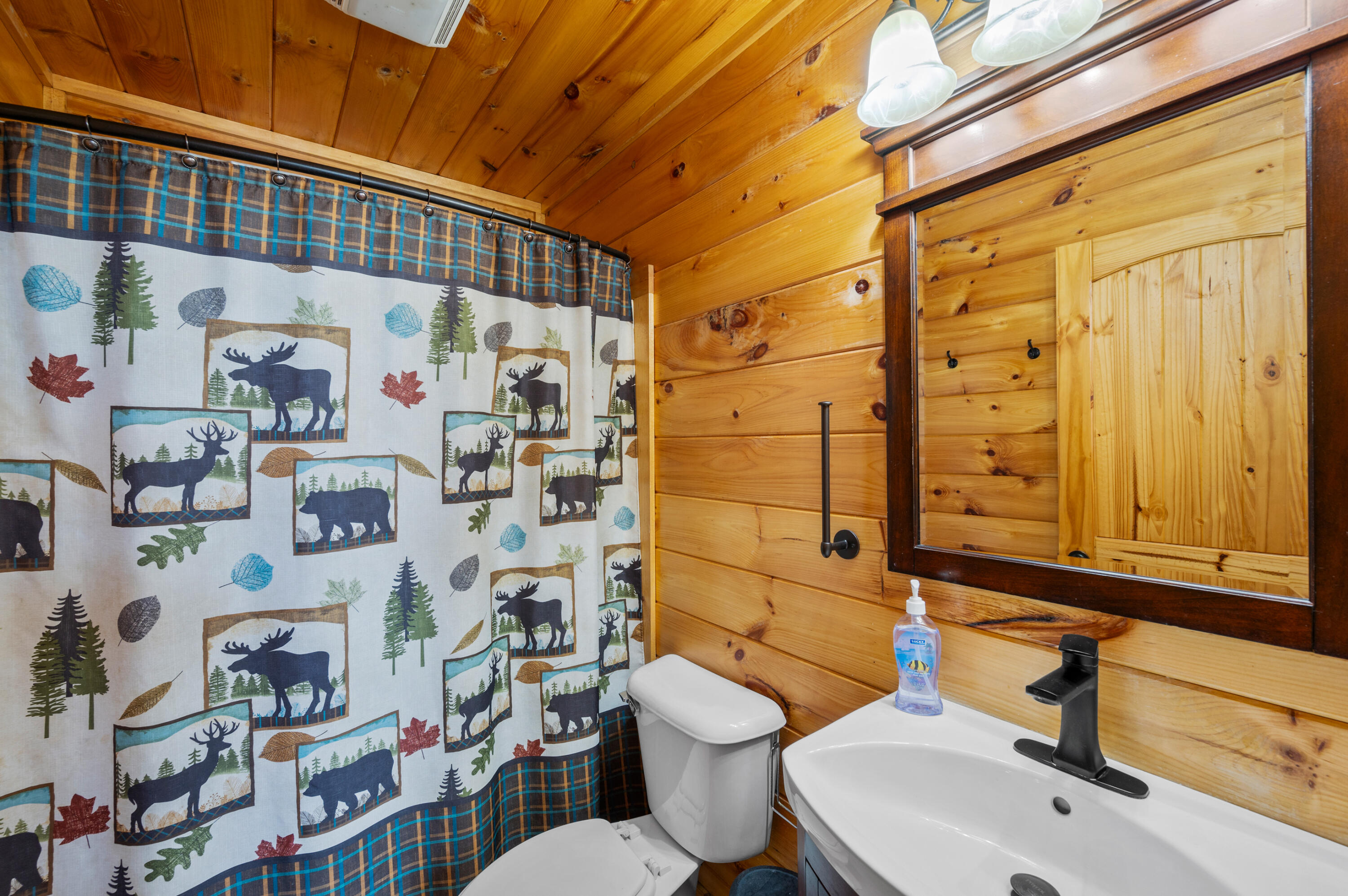 1166 Ski View Drive Gatlinburg TN 37738