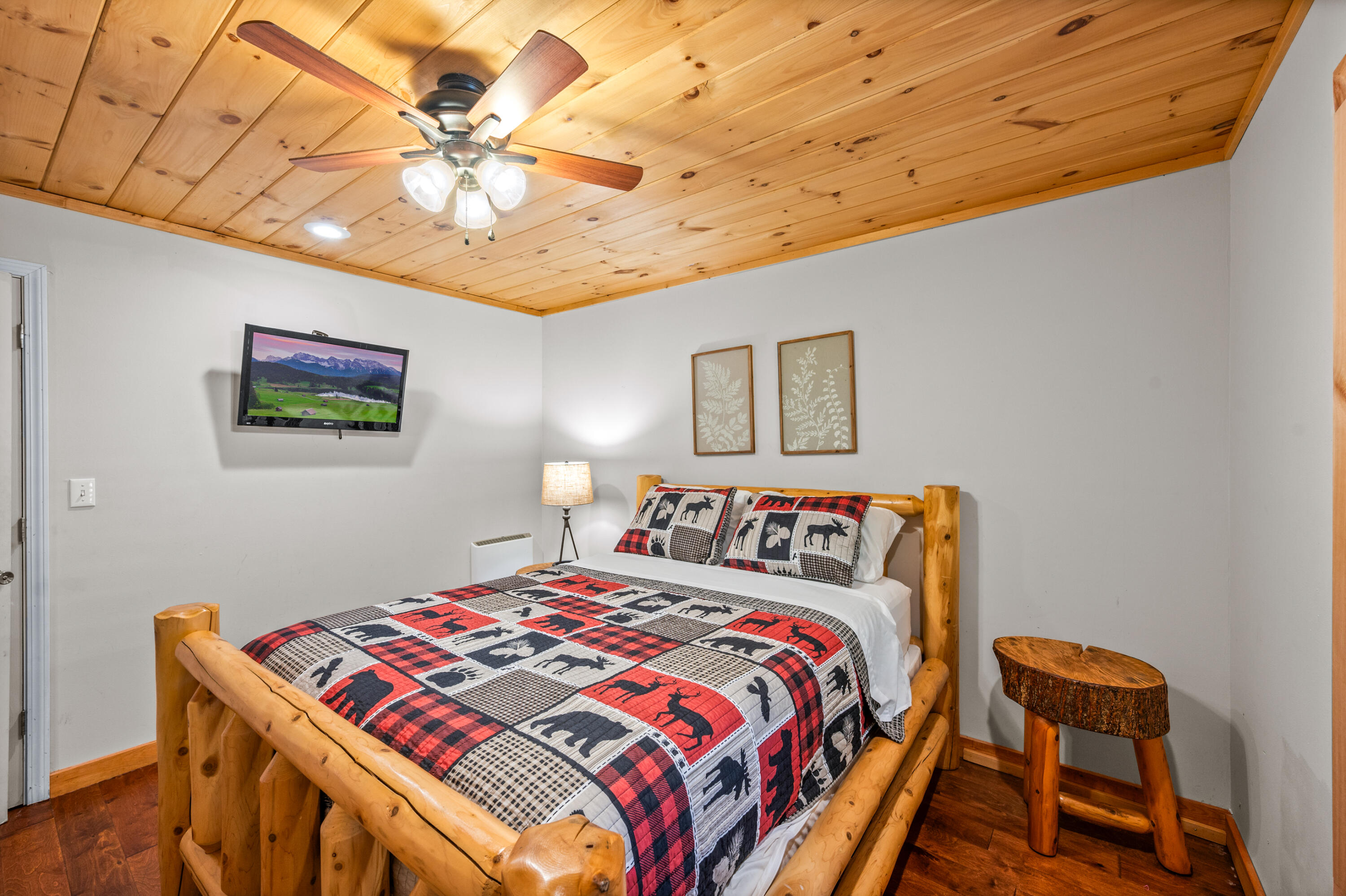 1166 Ski View Drive Gatlinburg TN 37738
