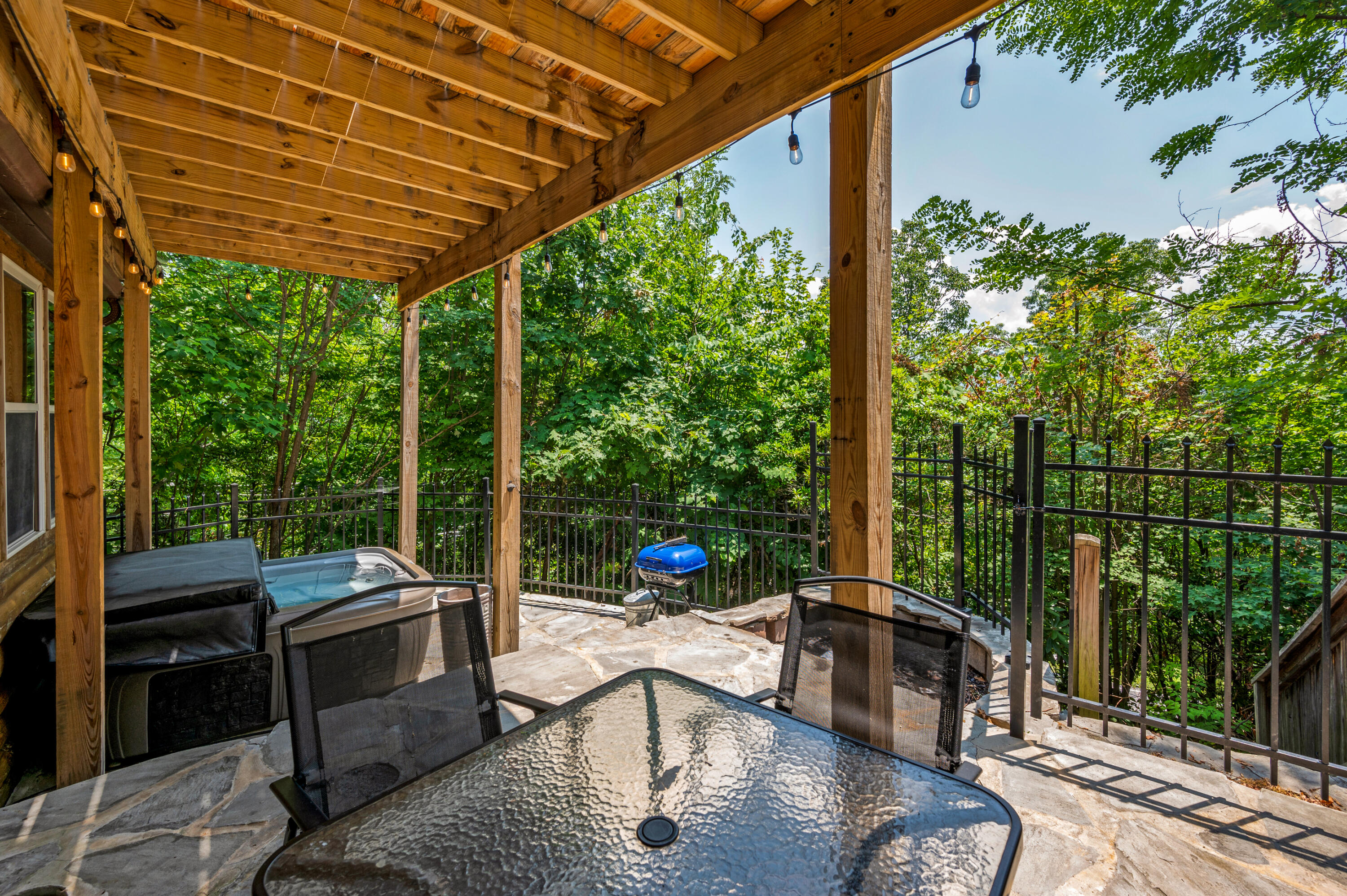 1166 Ski View Drive Gatlinburg TN 37738