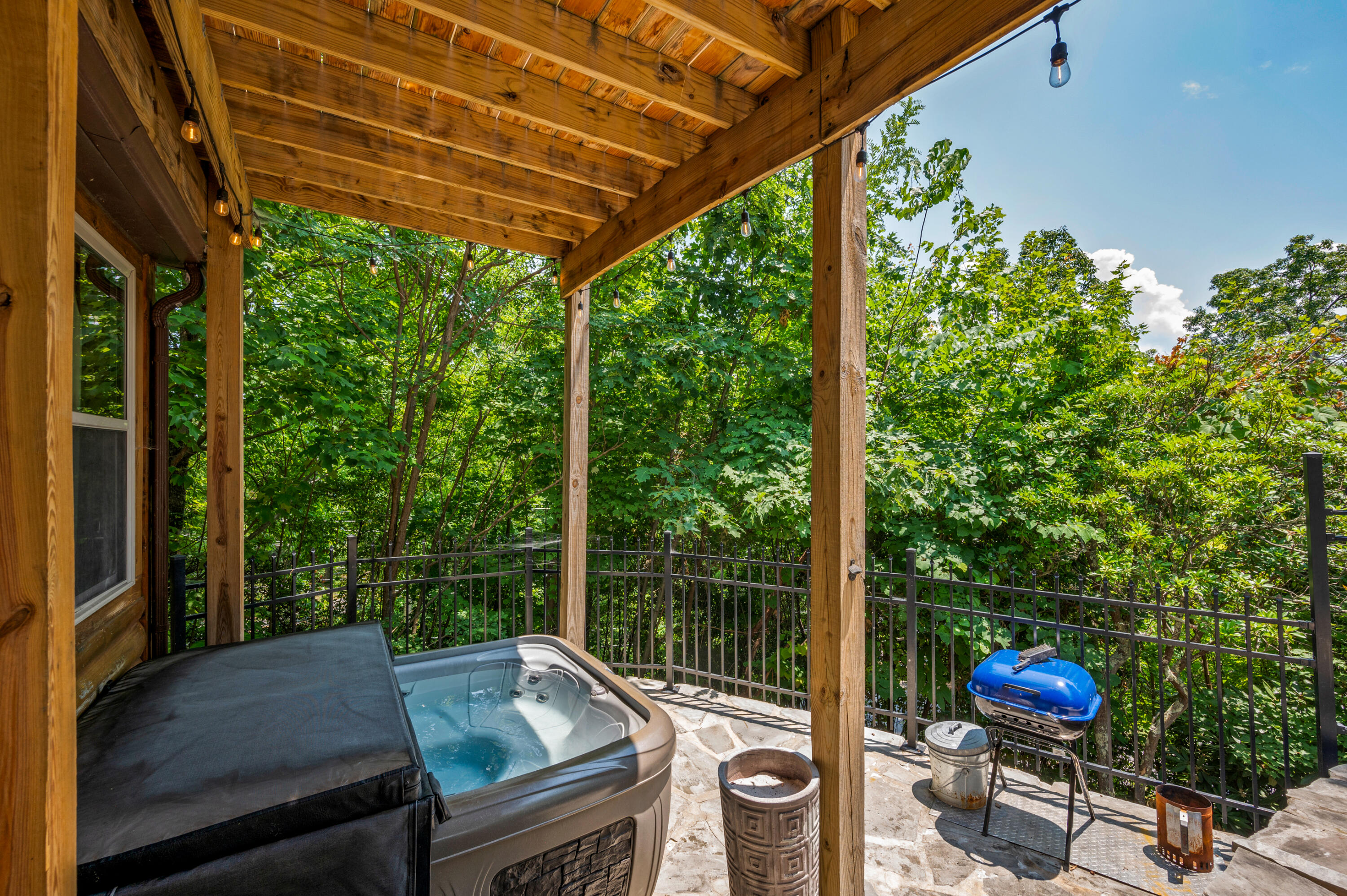1166 Ski View Drive Gatlinburg TN 37738