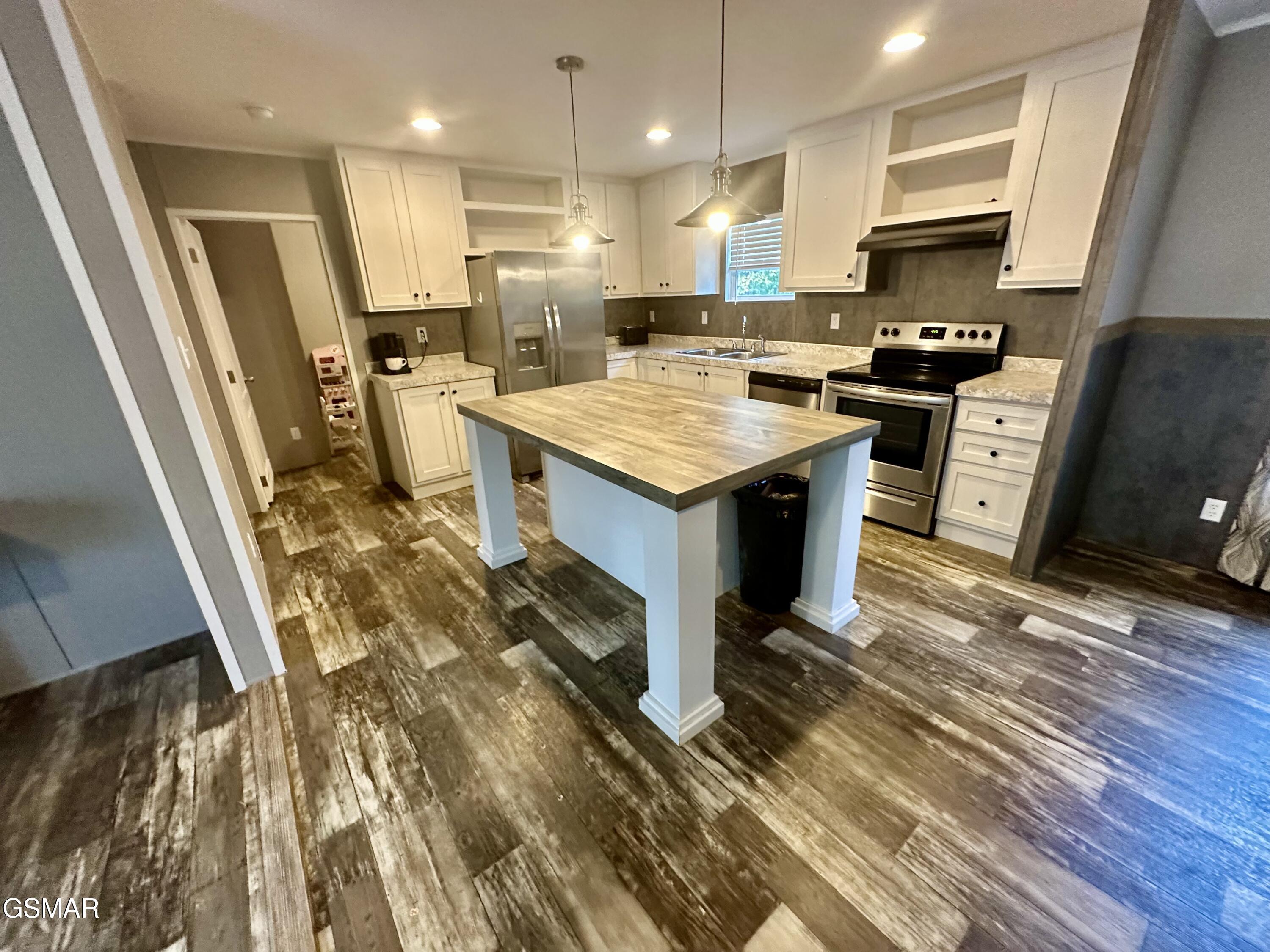 2528 Dogwood Loop Drive Sevierville TN 37876