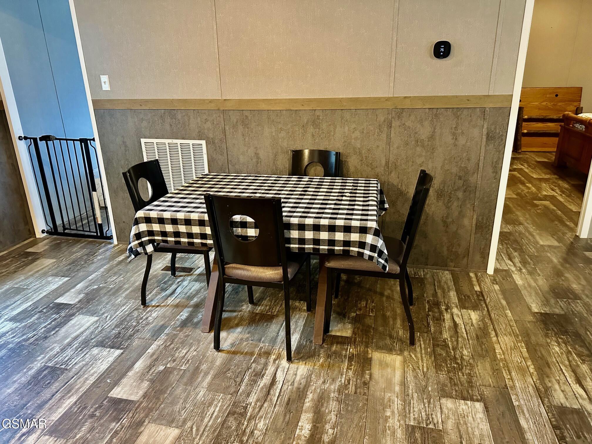 2528 Dogwood Loop Drive Sevierville TN 37876