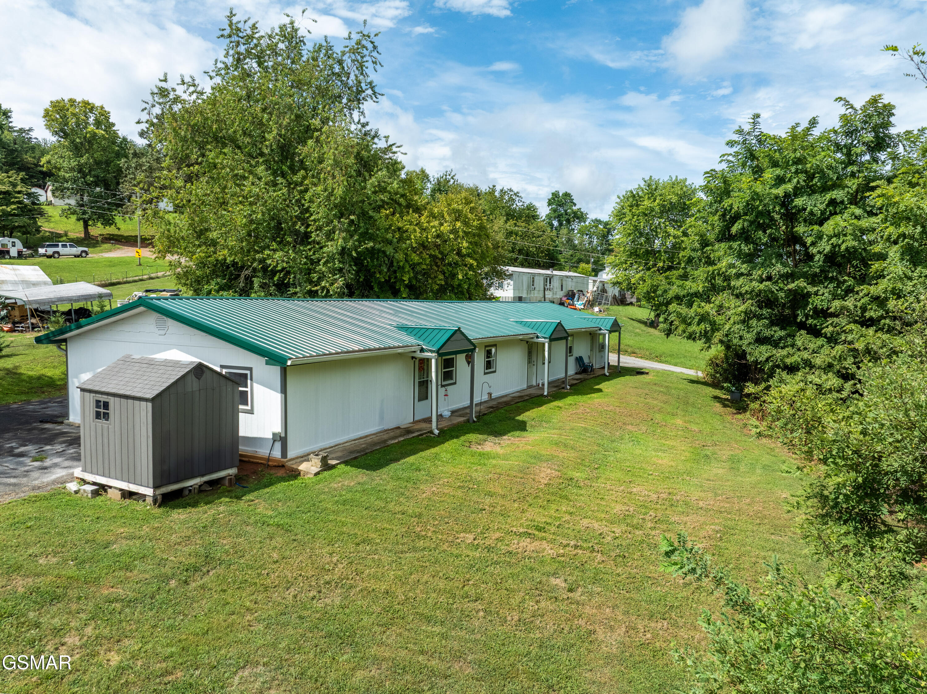 2841 Holiday Hills Road Kodak TN 37764