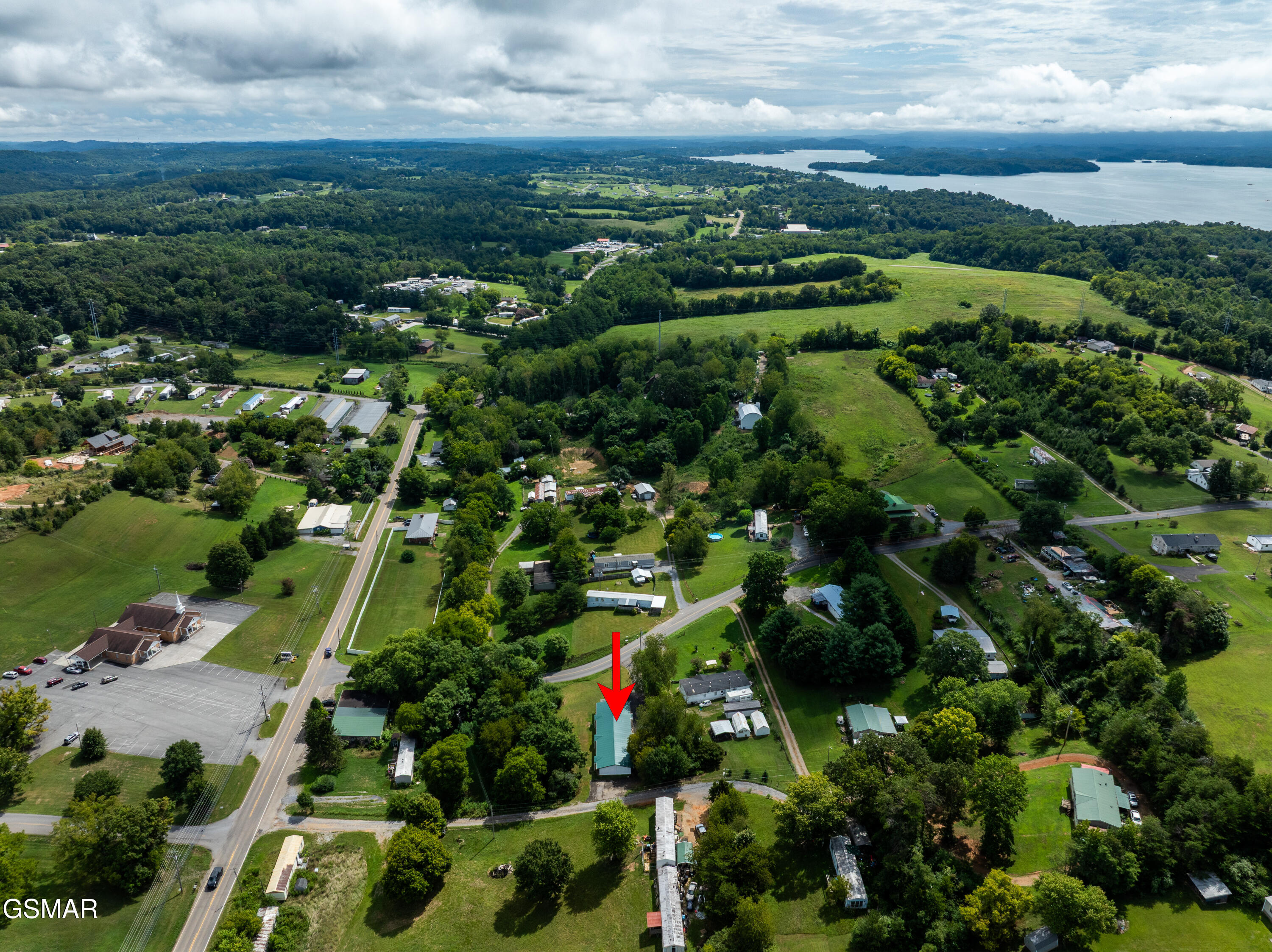 2841 Holiday Hills Road Kodak TN 37764