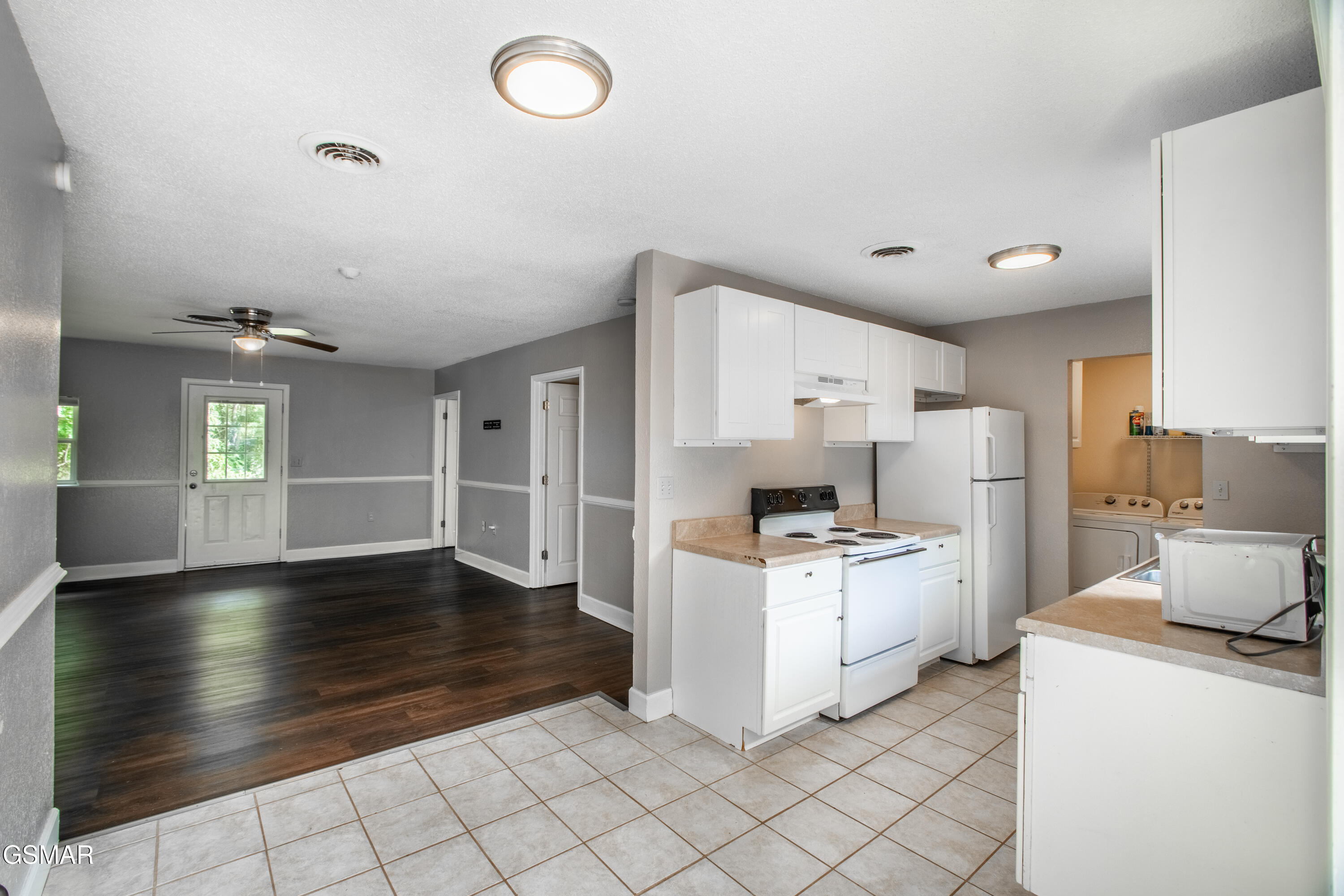 2841 Holiday Hills Road Kodak TN 37764