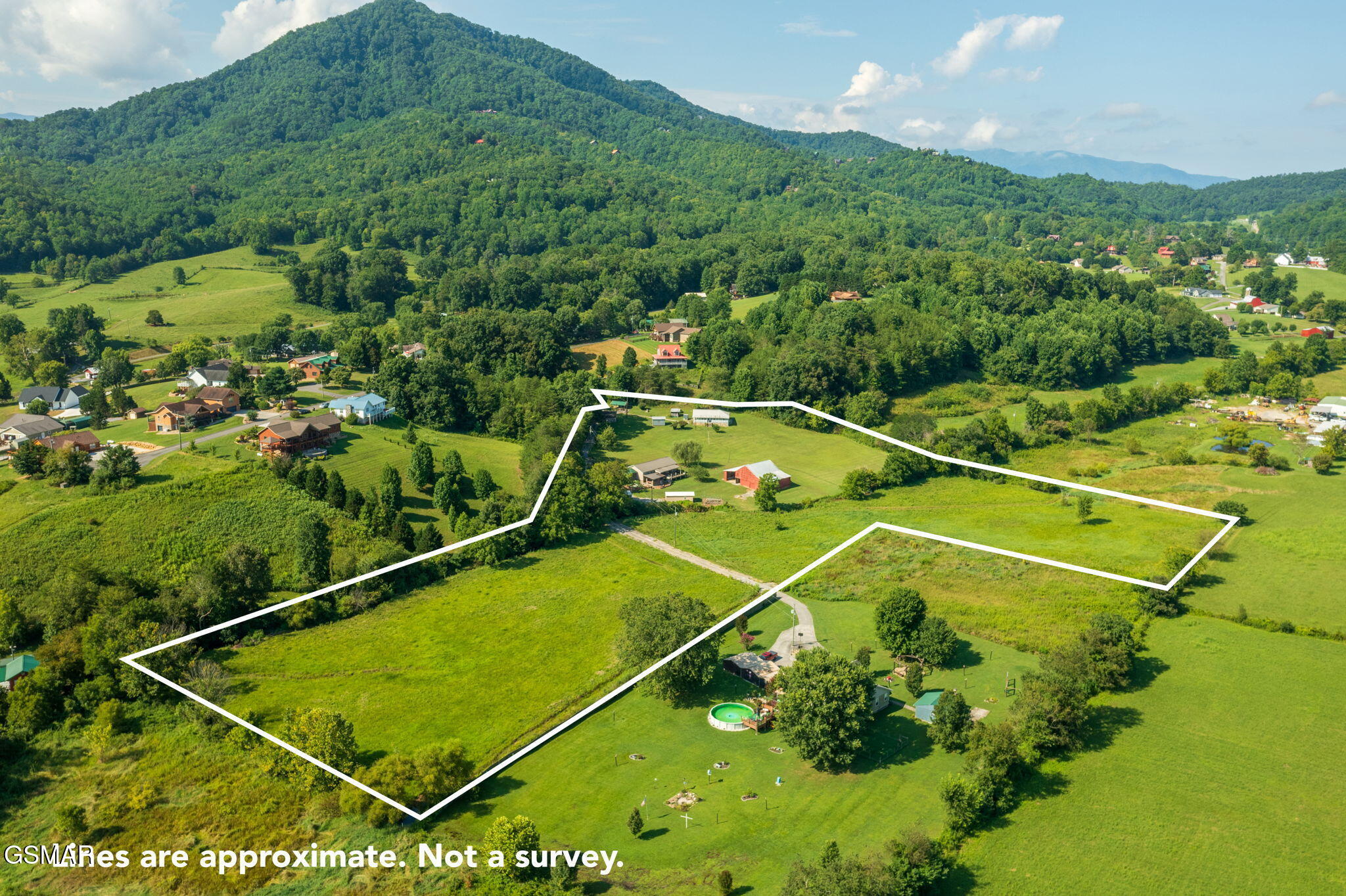 3130-3132 Westover Drive Sevierville TN 37862