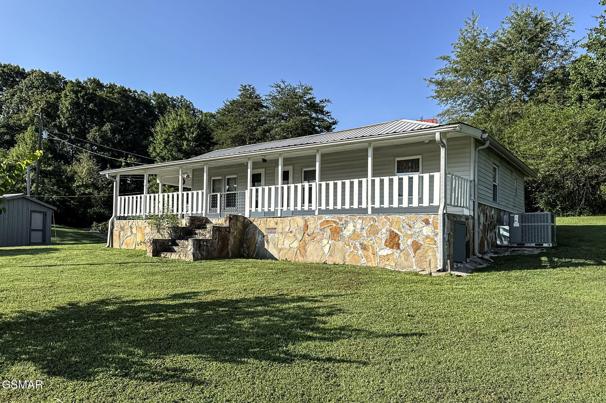 3130-3132 Westover Drive Sevierville TN 37862
