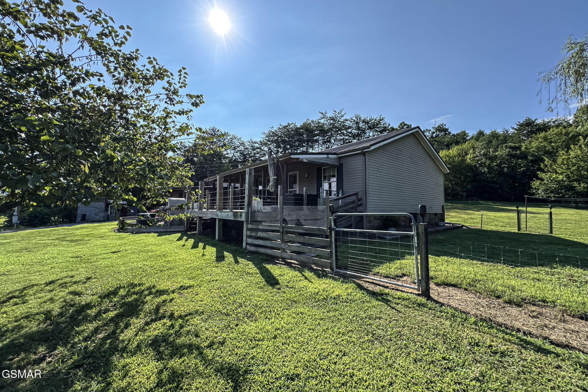 3130-3132 Westover Drive Sevierville TN 37862