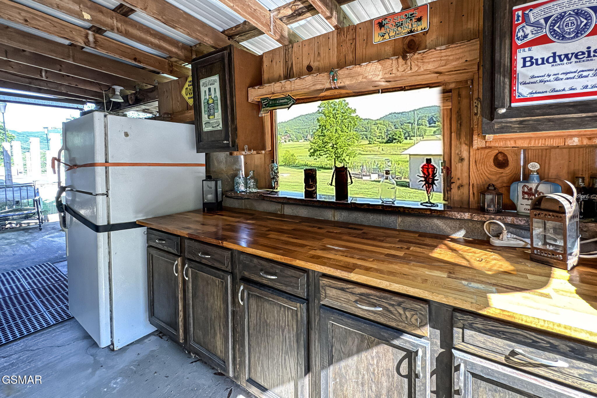 3130-3132 Westover Drive Sevierville TN 37862