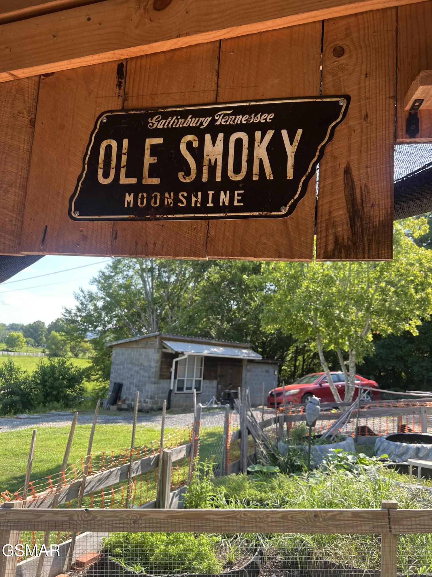 3130-3132 Westover Drive Sevierville TN 37862