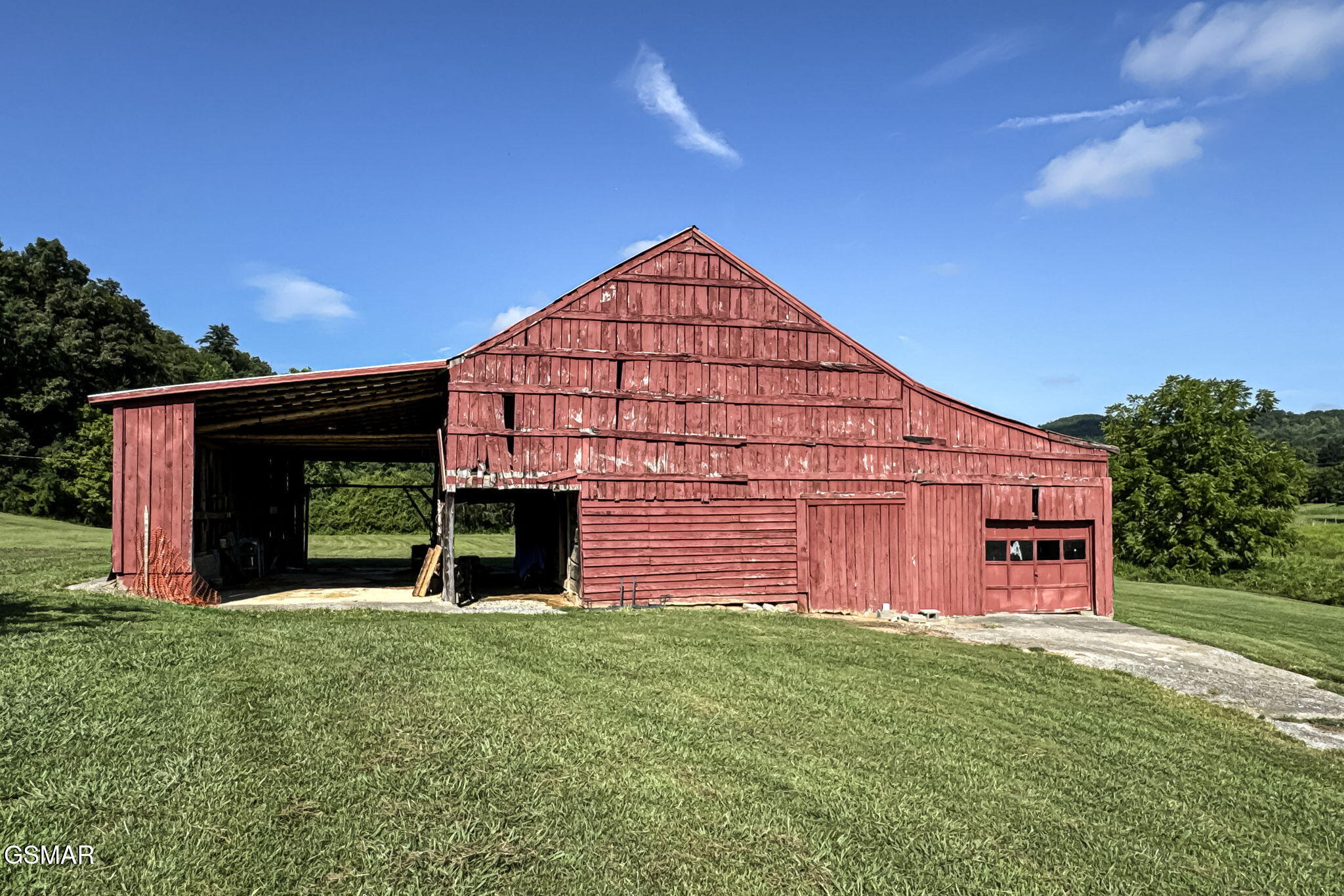 3130-3132 Westover Drive Sevierville TN 37862