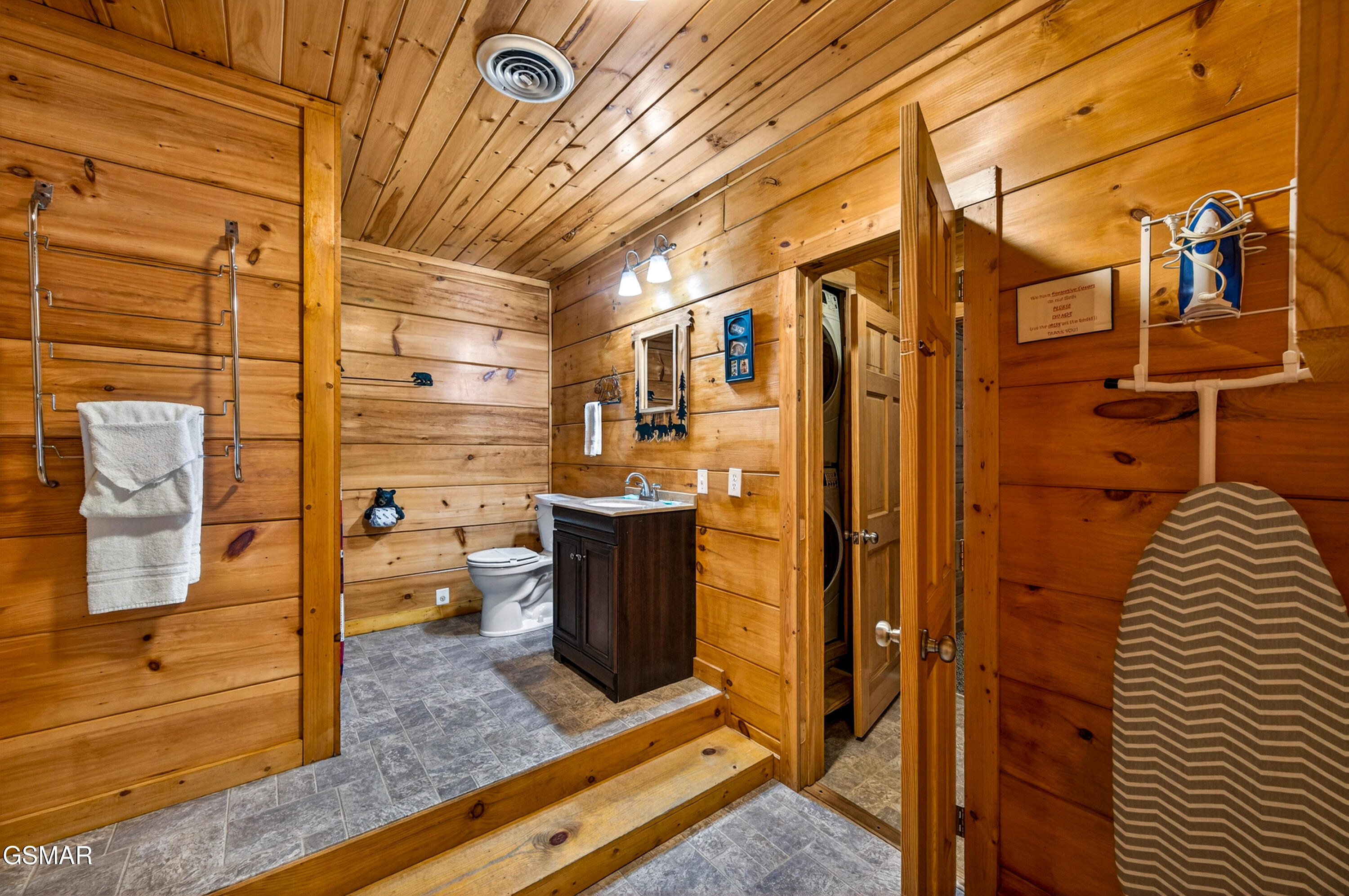 2613 Willow Heights Way Sevierville TN 37876